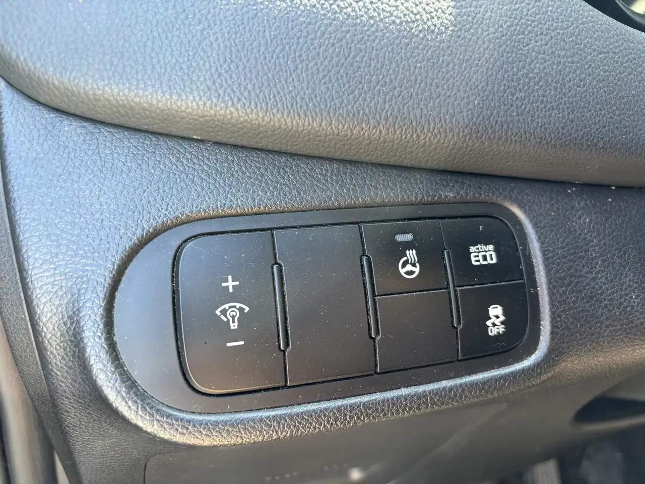 Kia Rondo photo Kia Rondo