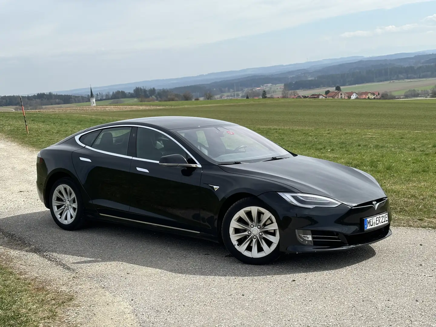 Tesla Model S 90D Allradantrieb - 1