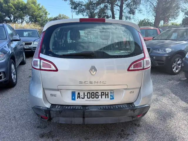 Renault Scenic view 4