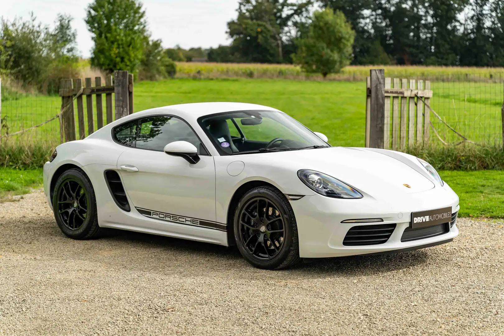 Porsche 718 718 Cayman 300 - Pack Chrono / CarPlay Blanc - 2