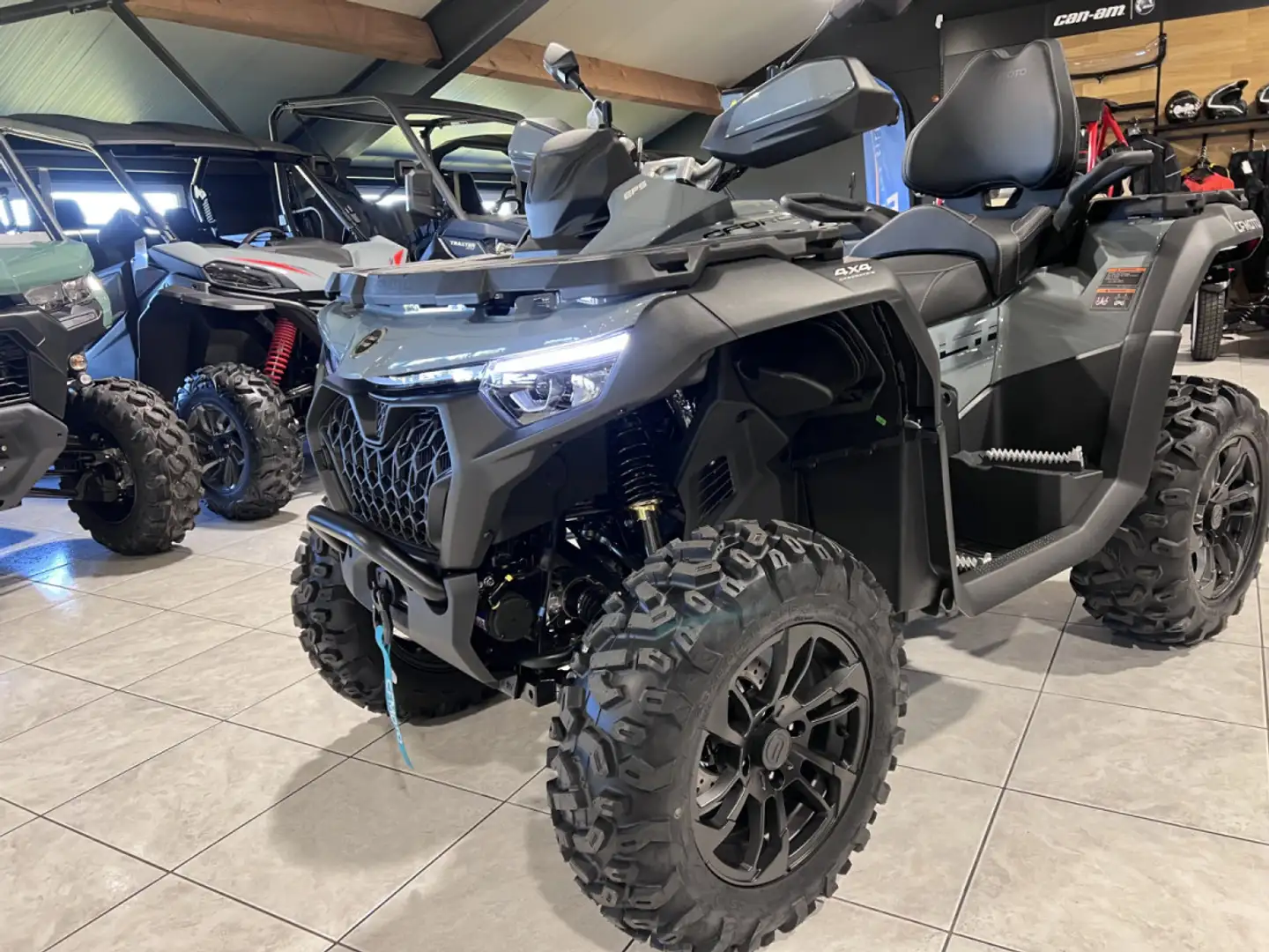 CFMOTO CForce 850 T3 no ABS 60 km/h Szürke - 2