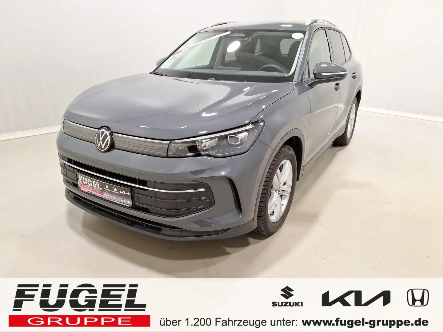 Volkswagen Tiguan 1.5 eTSI 1.5 DSG Life AHK|ACC|Navi|RFK|LED Grau - 1