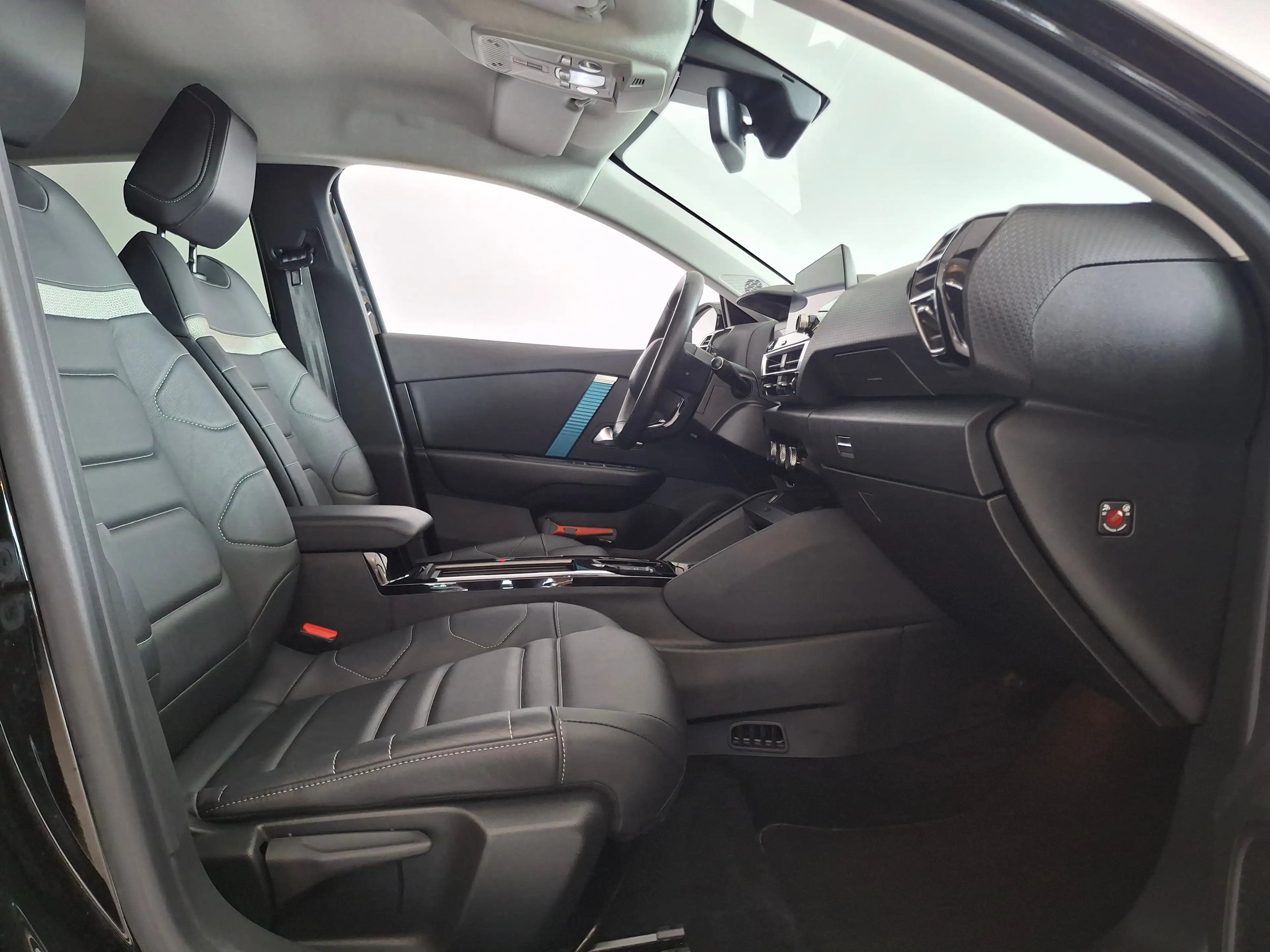 Citroen E-C4 Electric Shine Pack Business 50 kWh — photo 7