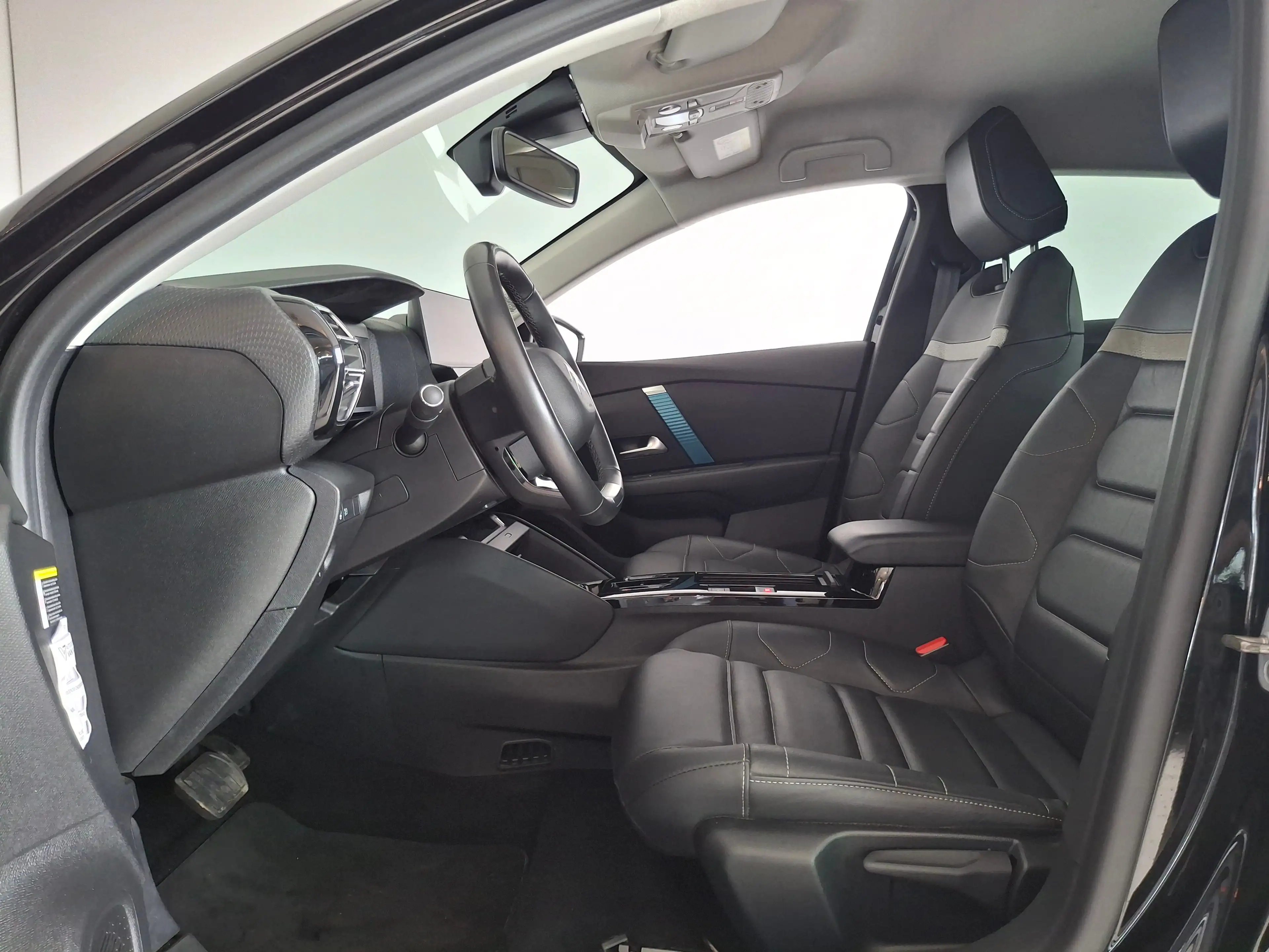 Citroen E-C4 Electric Shine Pack Business 50 kWh — photo 4