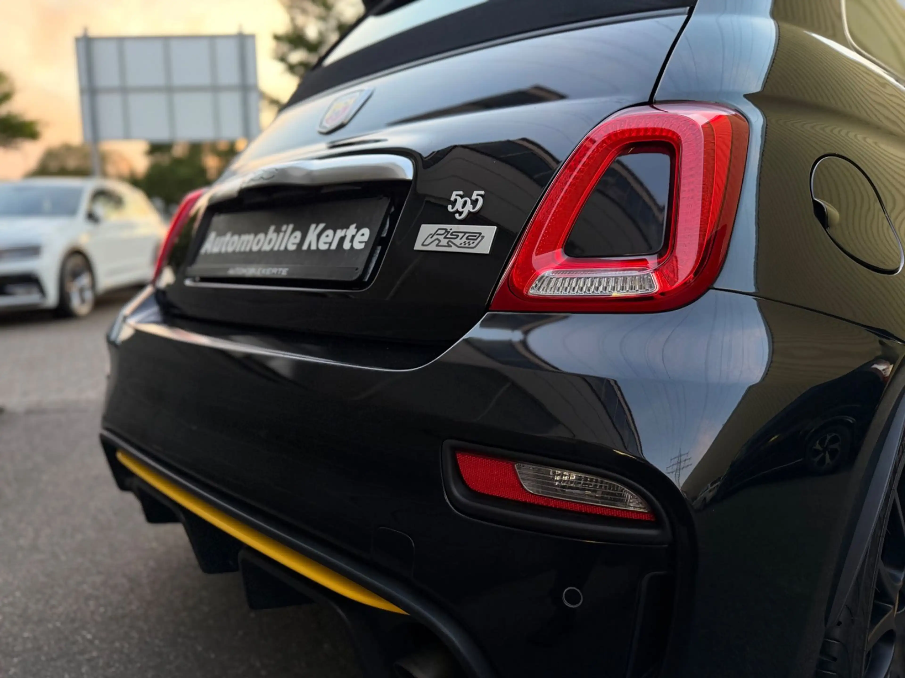 Abarth 500 Cabrio 595 C Pista 1.Hand Beats Sport-AGA — photo 10