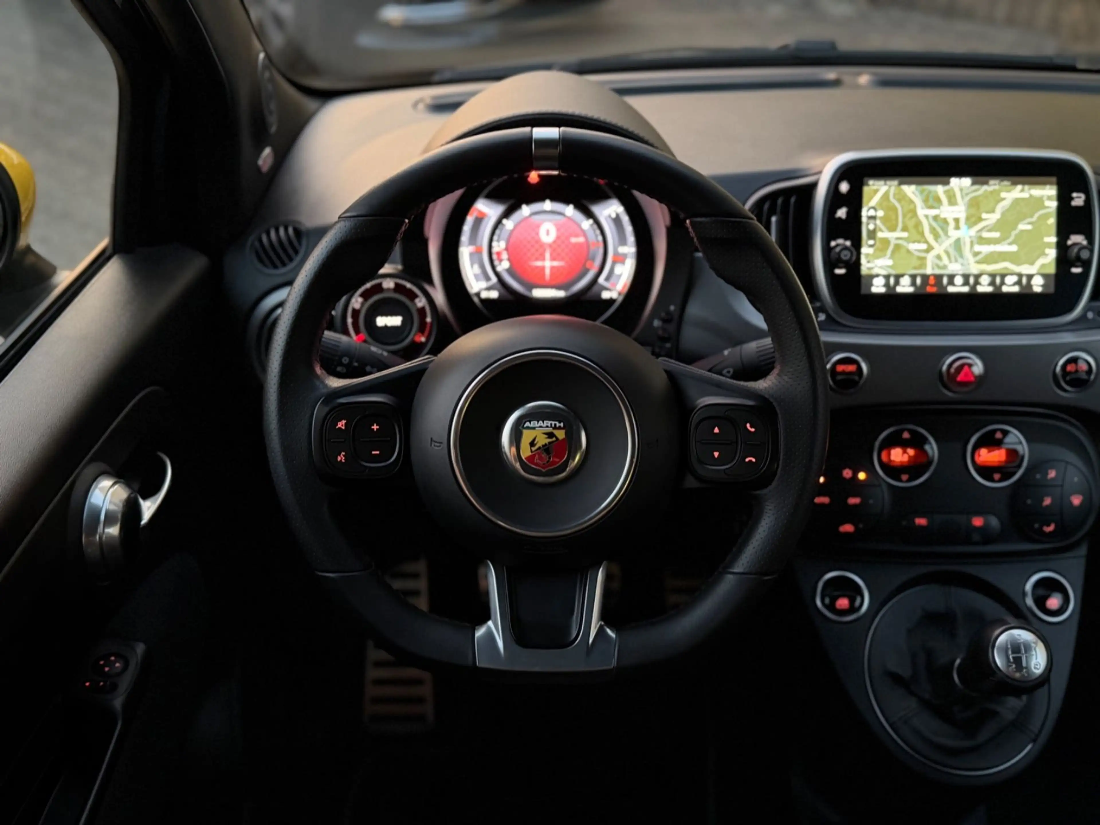 Abarth 500 Cabrio 595 C Pista 1.Hand Beats Sport-AGA — photo 21