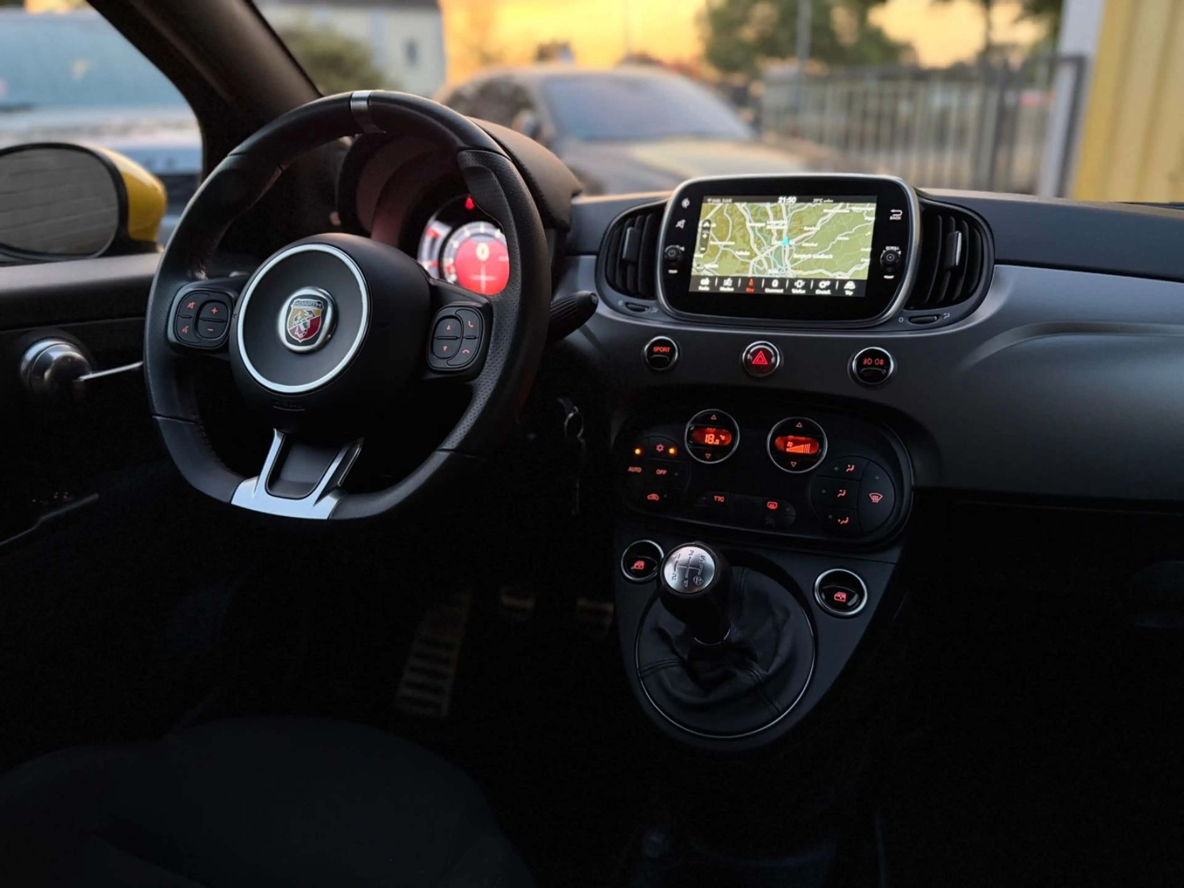 Abarth 500 Cabrio 595 C Pista 1.Hand Beats Sport-AGA — photo 24