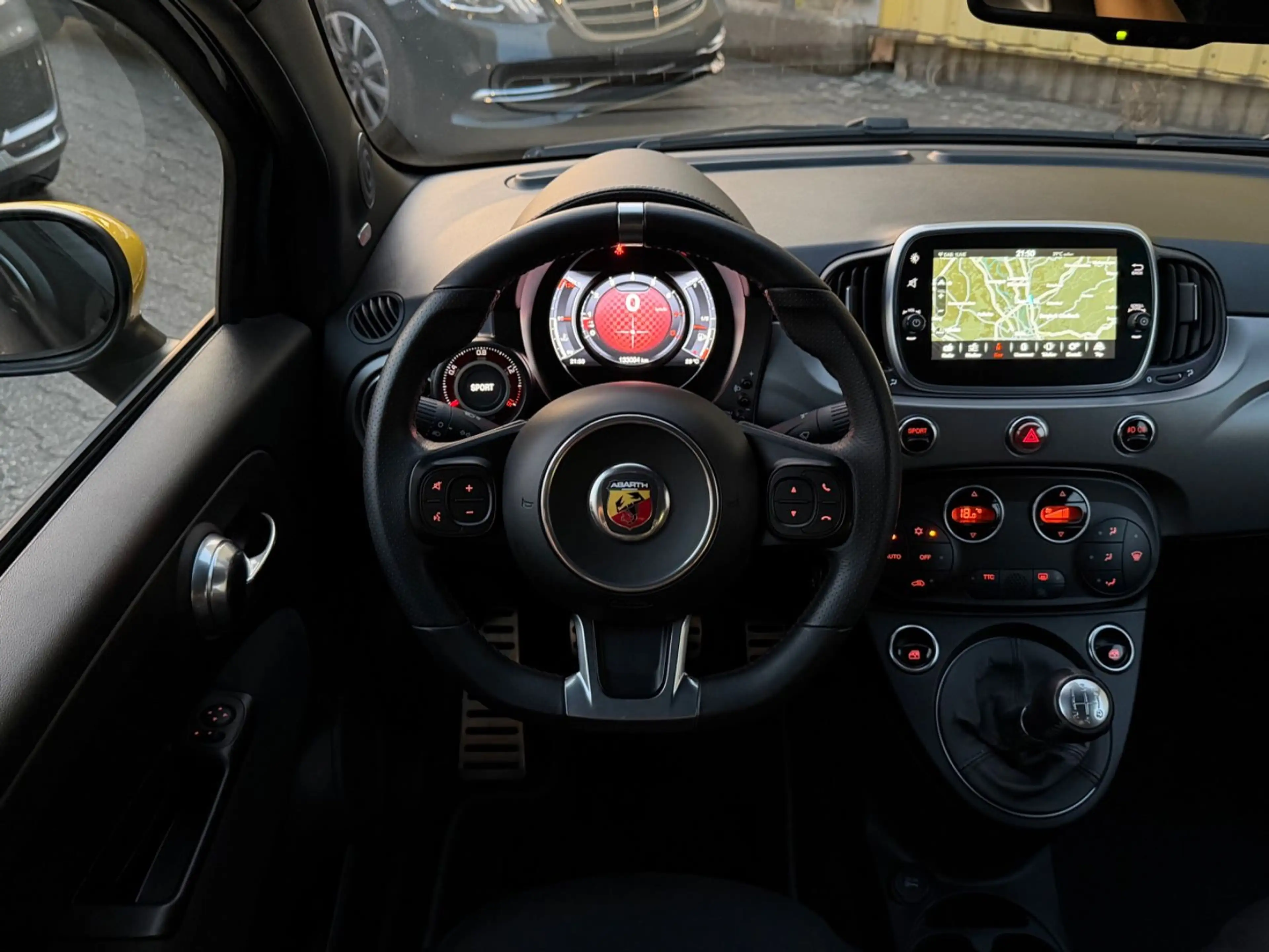 Abarth 500 Cabrio 595 C Pista 1.Hand Beats Sport-AGA — photo 23