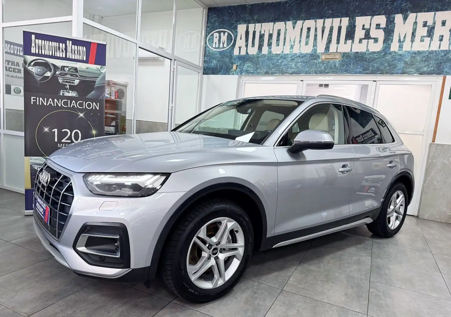 Audi Q5 35 TDI Advanced quattro-ultra S tronic 120kW Plateado - 2