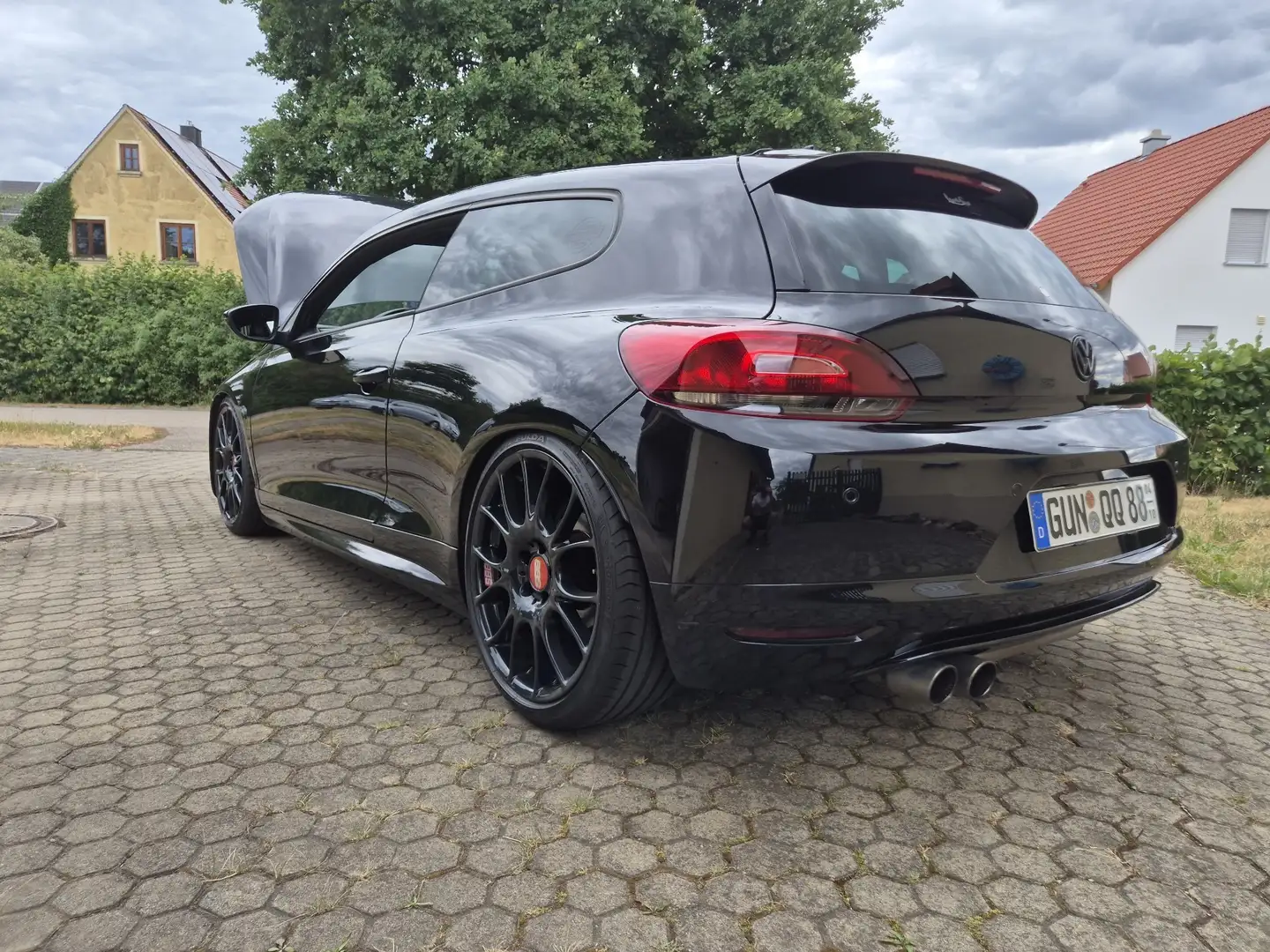 Volkswagen Scirocco 2.0 TSI DSG - 2