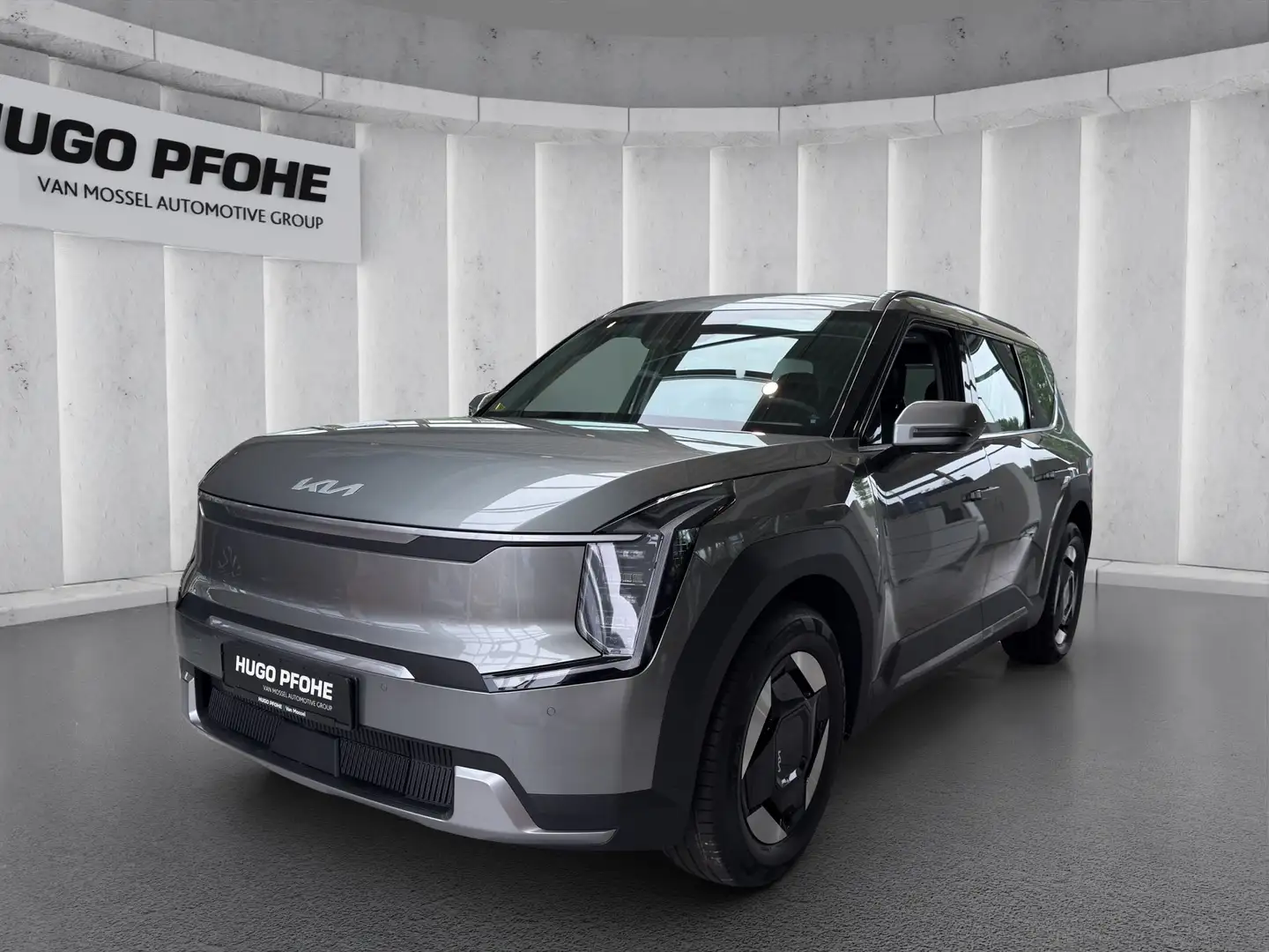Kia EV9 Air 160 kW. 76.1 kwh. Heckantrieb Grau - 1