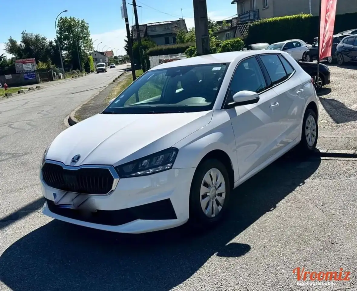 Skoda Fabia 1.0 MPI 80CV ACTIVE 11667HT PRIX EXPORT 