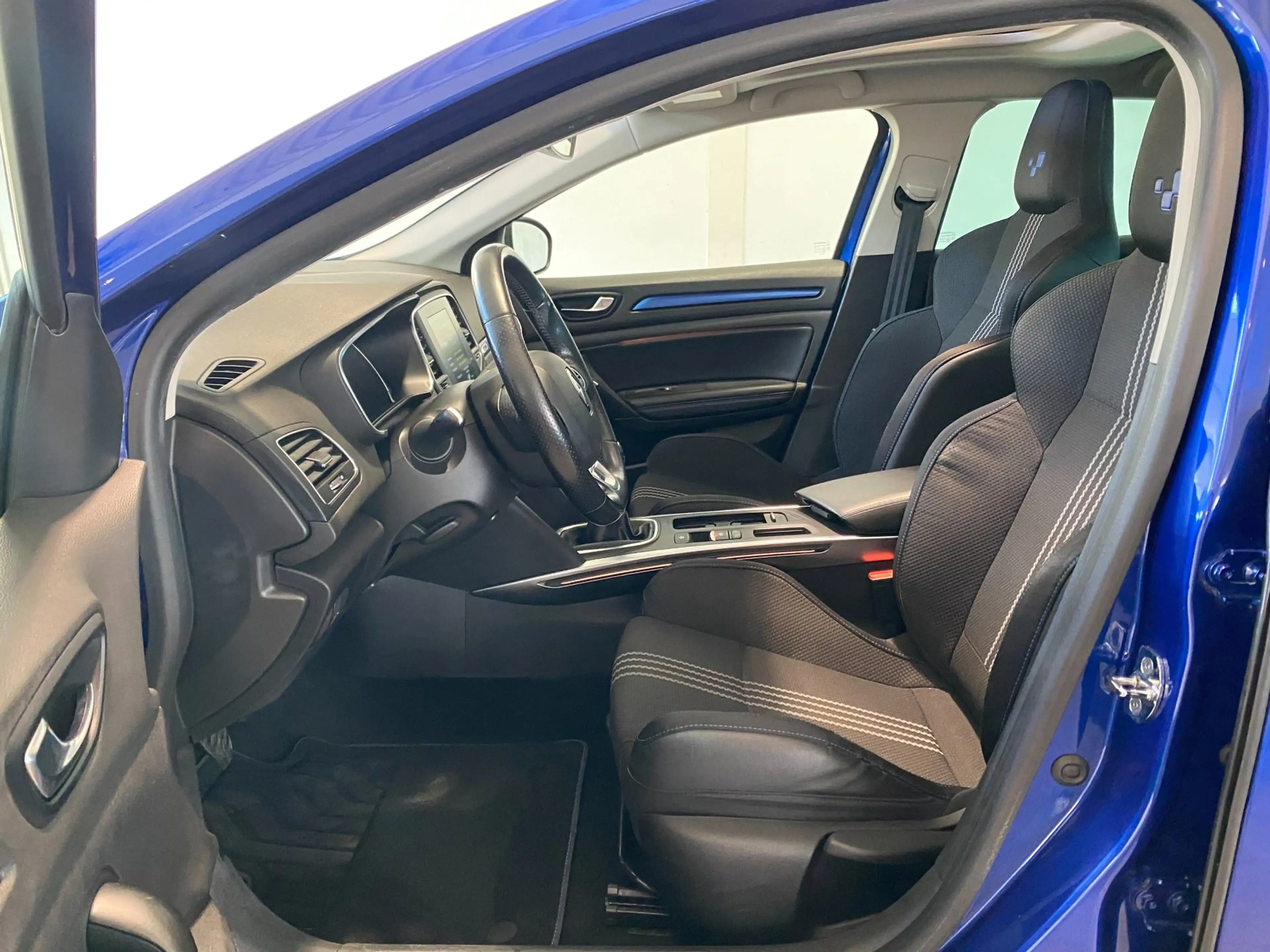 Renault Megane 1.2 TCe 130PK GT-Line Panoramadak Trekhaak — photo 9