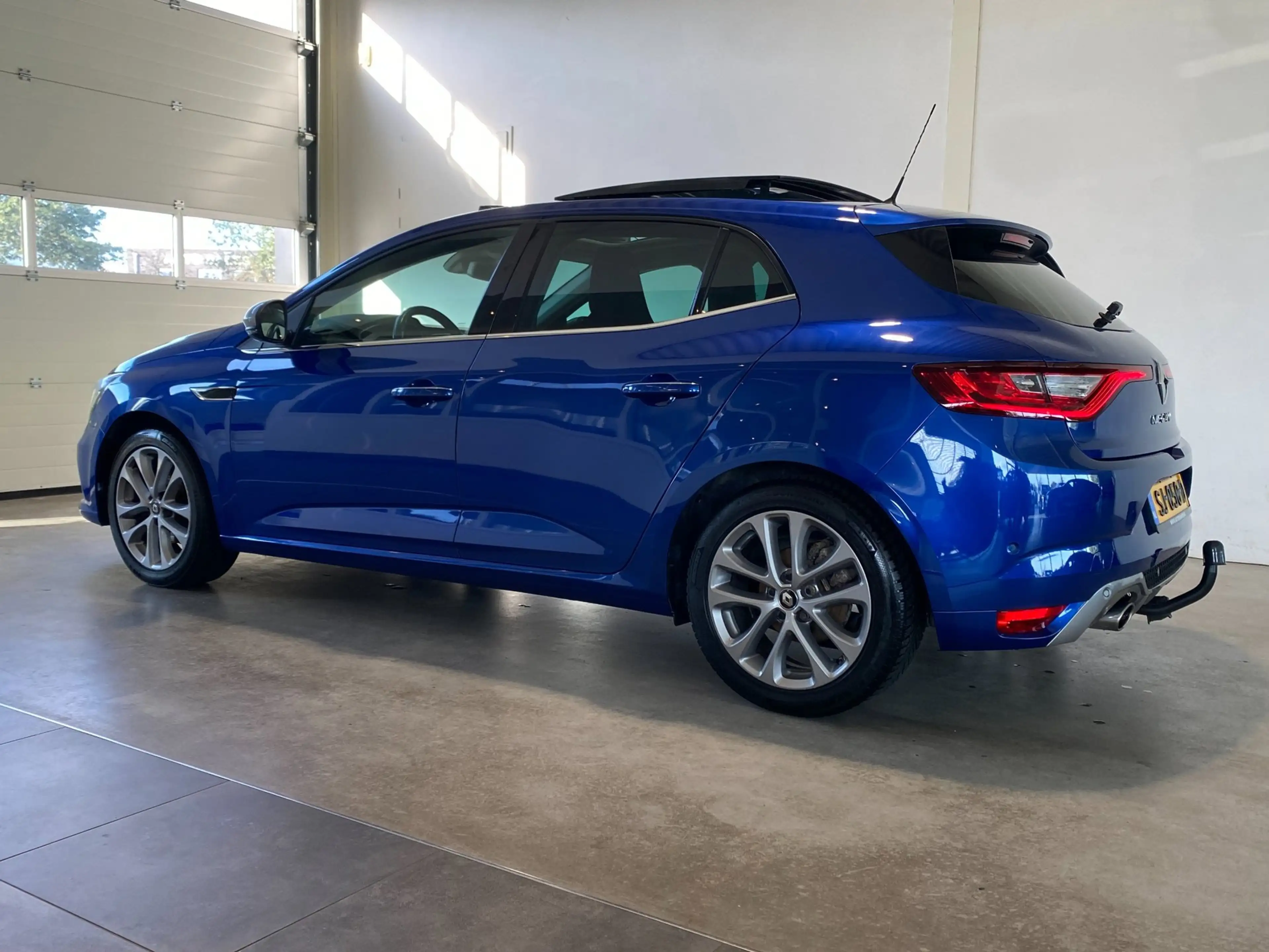 Renault Megane 1.2 TCe 130PK GT-Line Panoramadak Trekhaak — photo 3