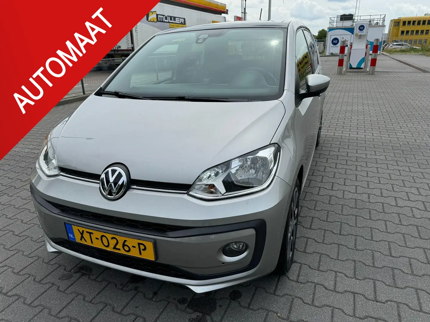 Volkswagen up! 1.0 BMT high up! Gris - 2