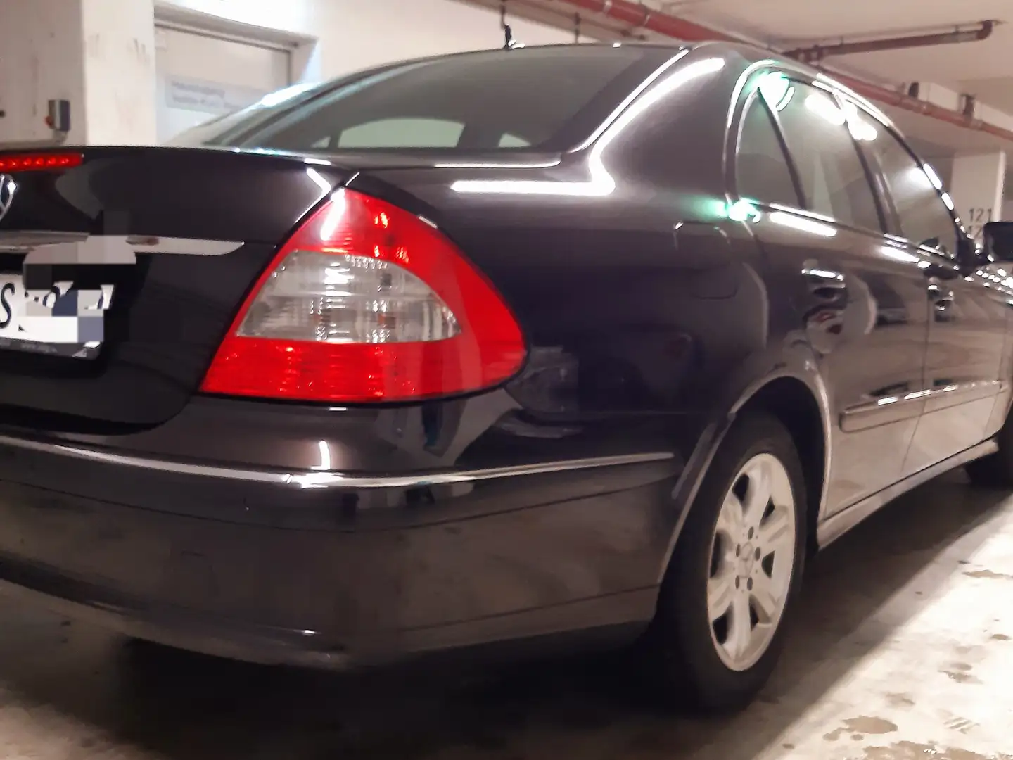 Mercedes-Benz E 200 E 200 Kompressor Elegance Чорний - 2