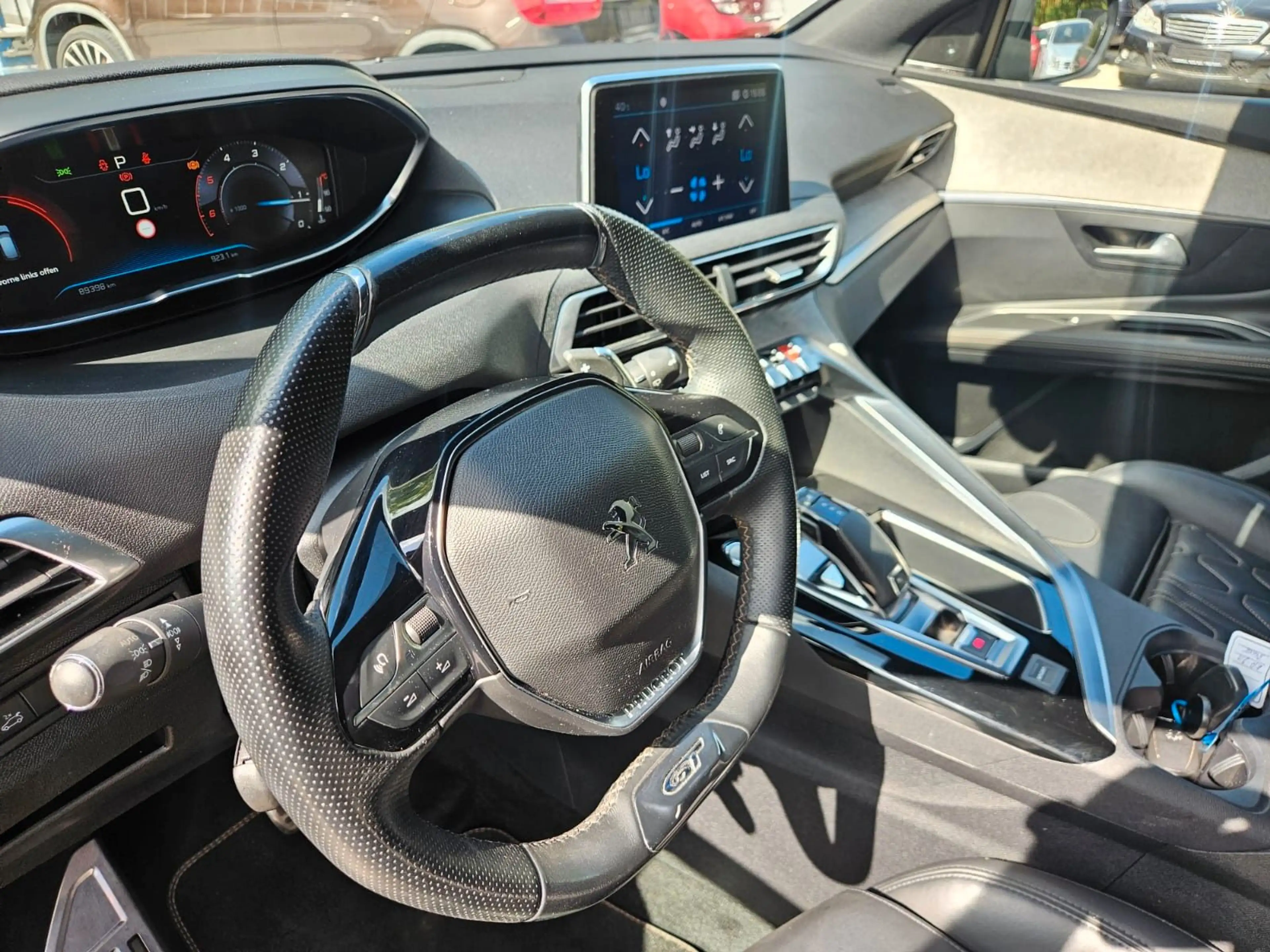 Peugeot 3008 GT — photo 14