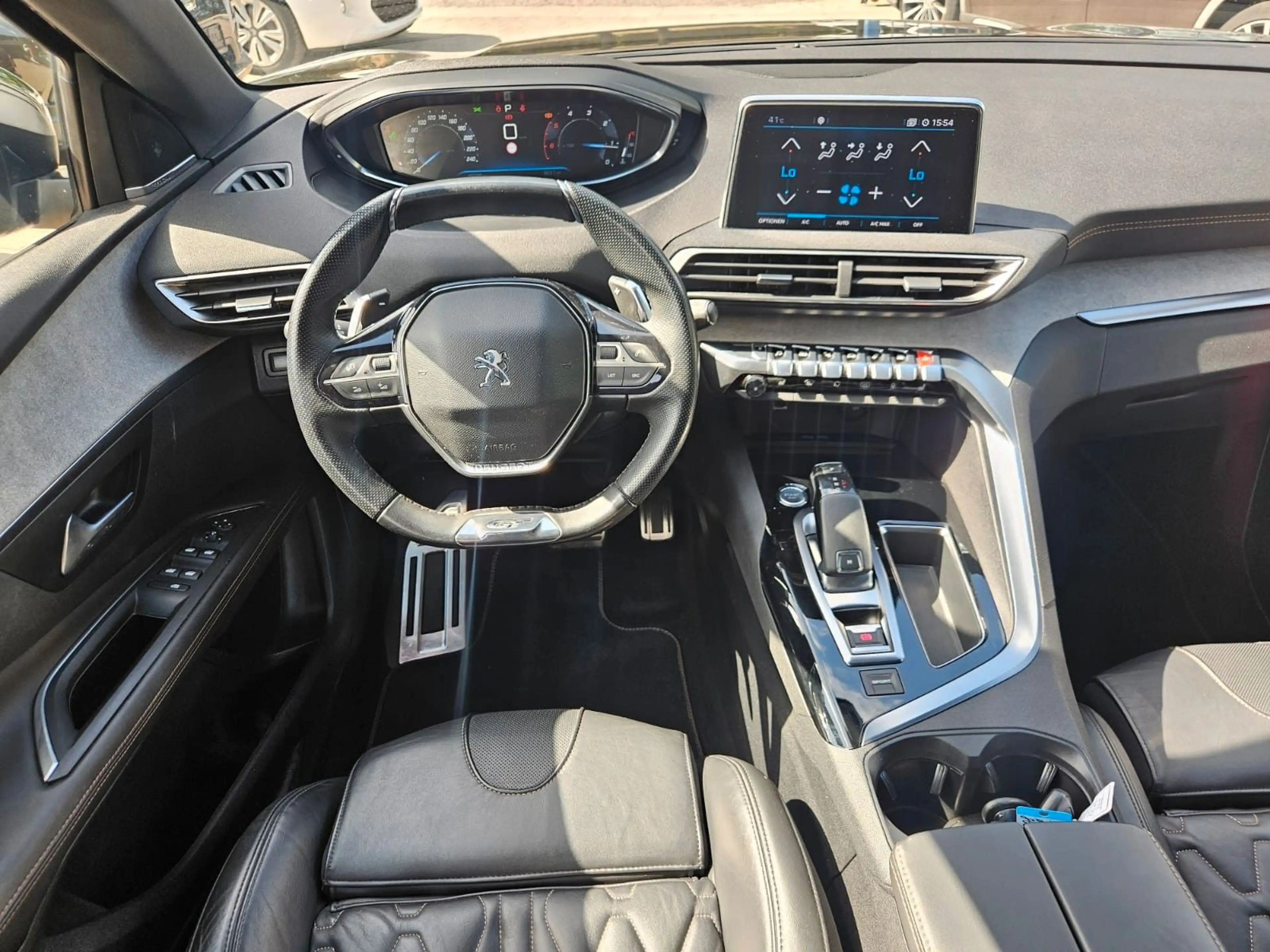 Peugeot 3008 GT — photo 10