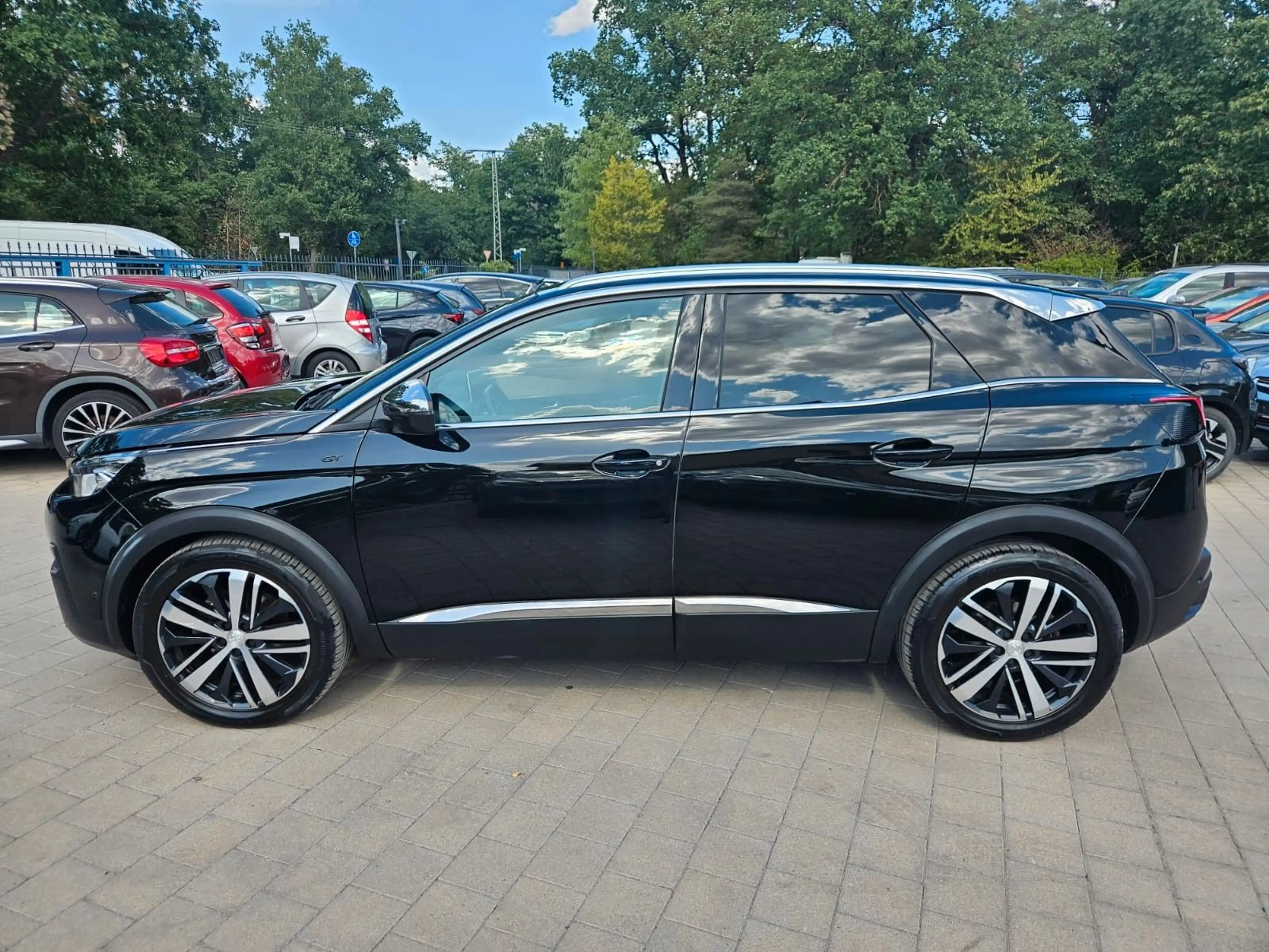 Peugeot 3008 GT — photo 8