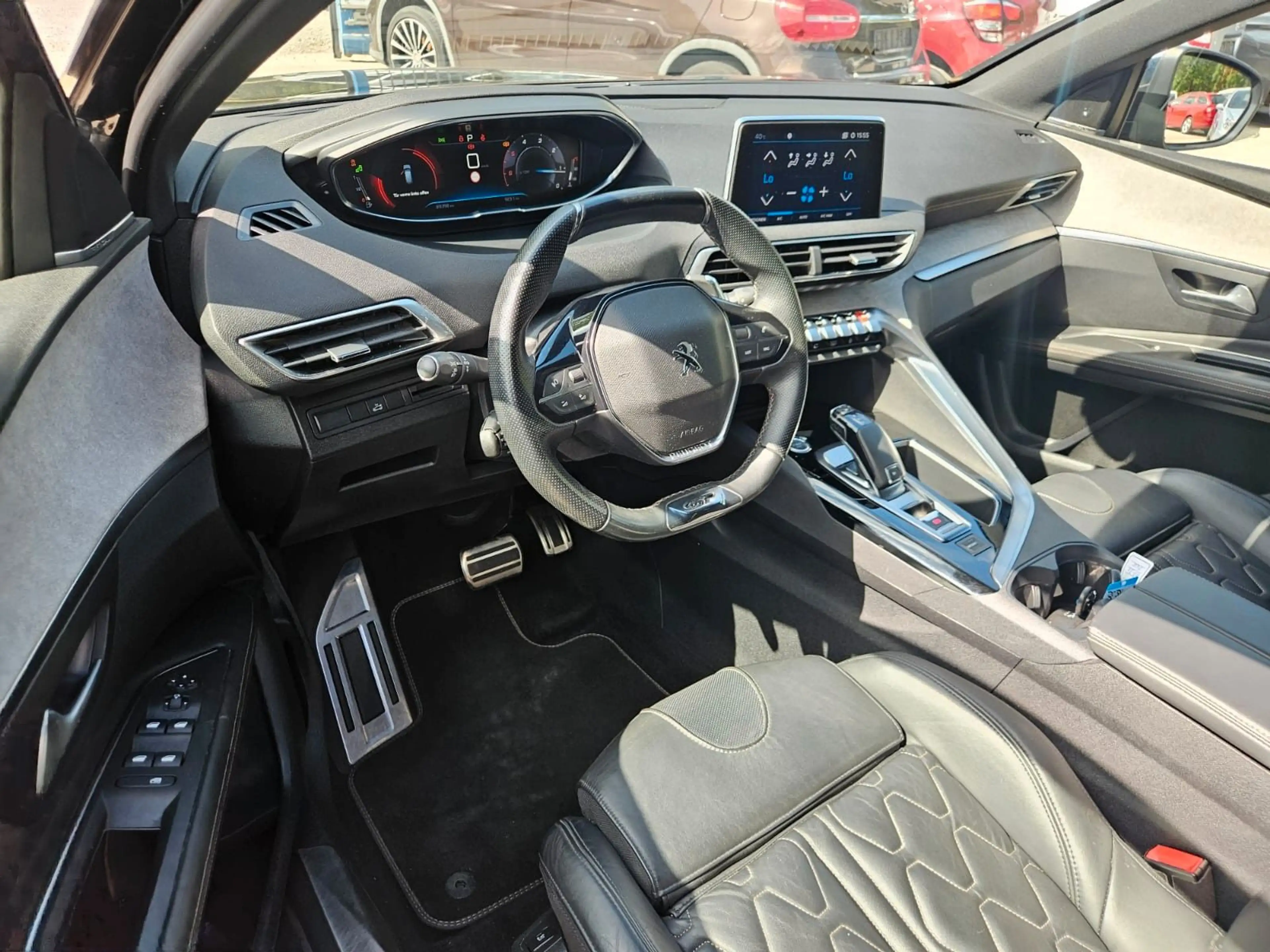 Peugeot 3008 GT — photo 13