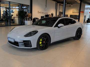 4 E-Hybrid Panamera Burmester HA-Lenkung