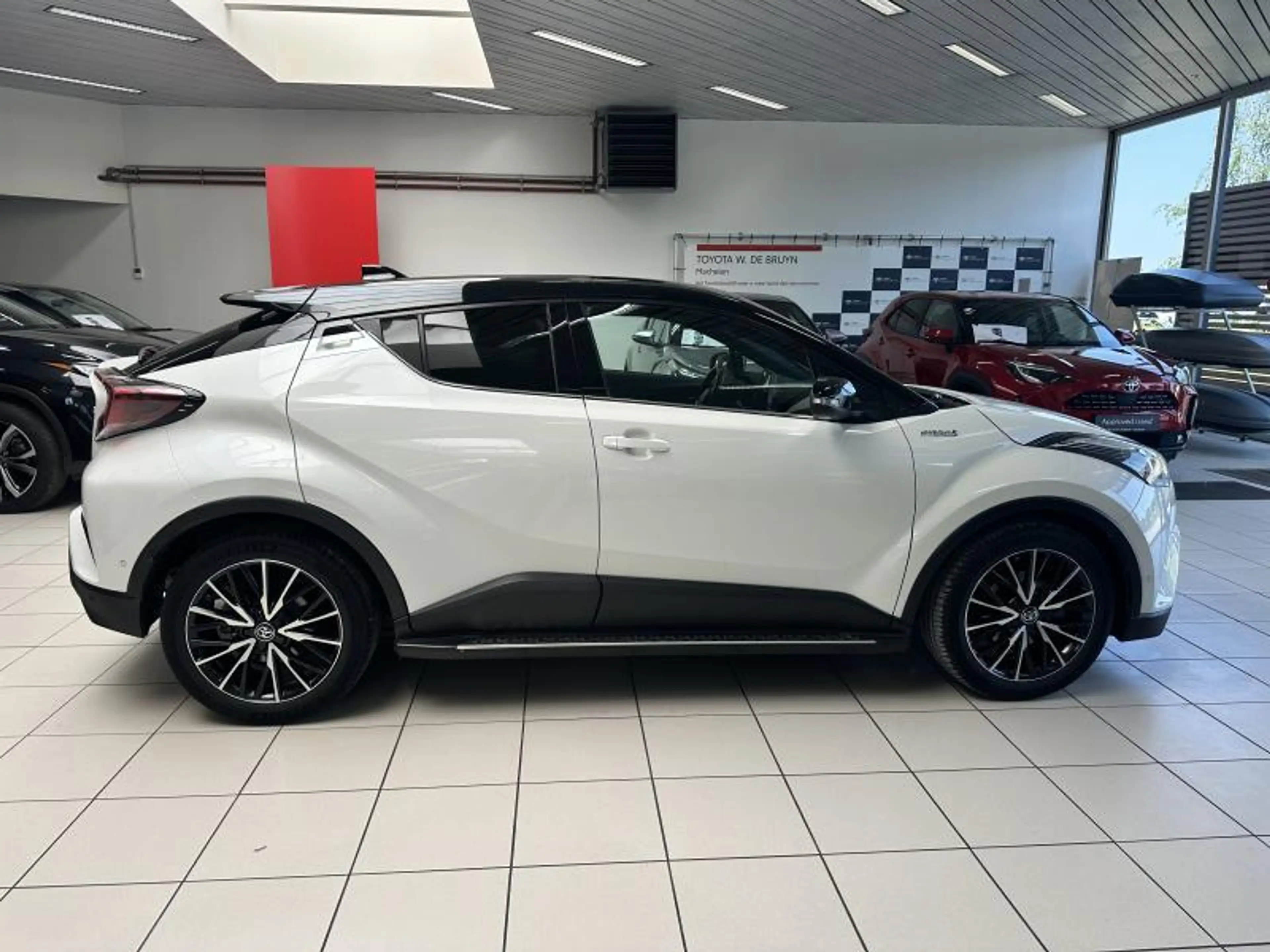Toyota C-HR C-LUB bi-tone + Leder interieur — photo 5
