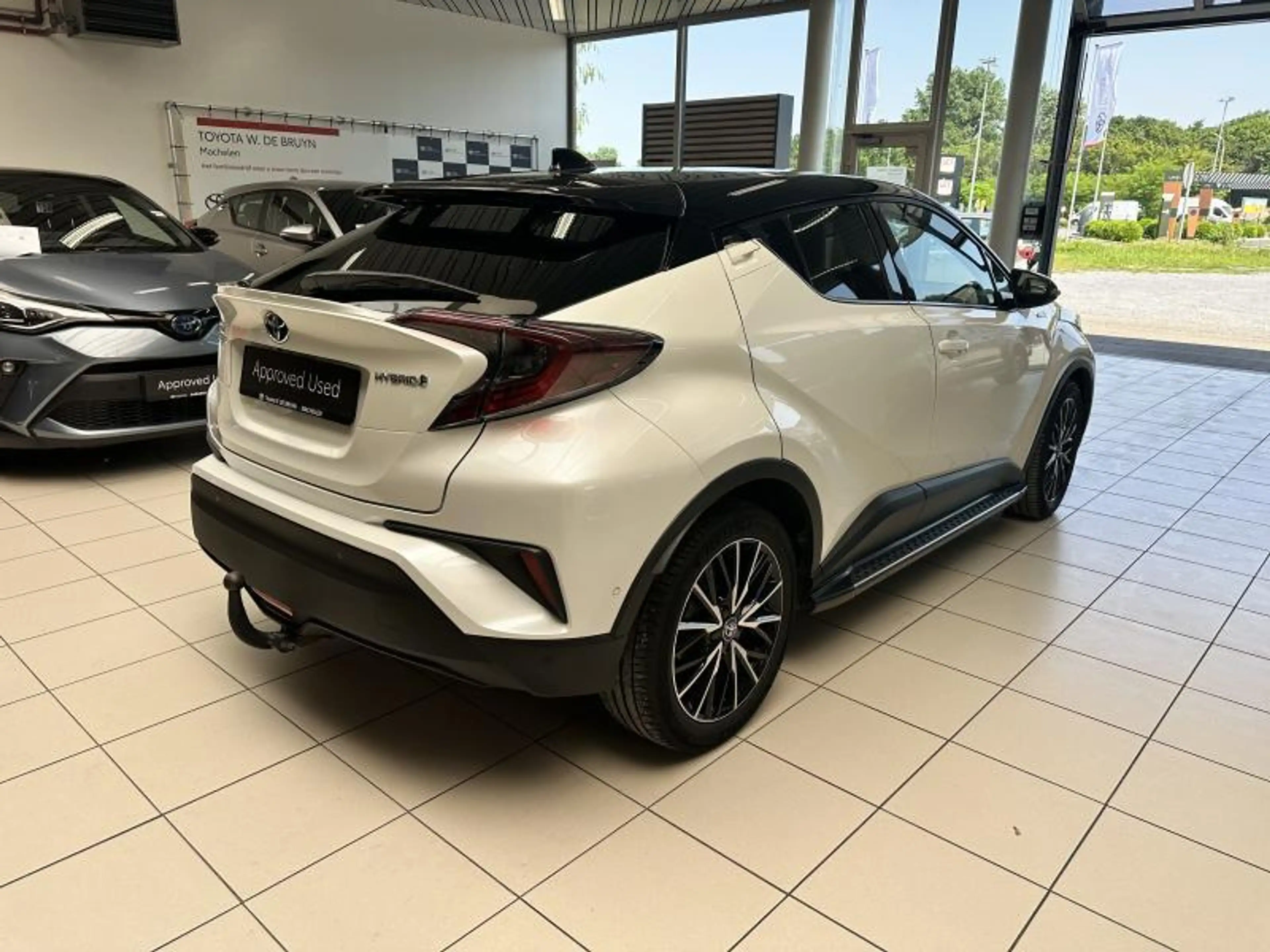 Toyota C-HR C-LUB bi-tone + Leder interieur — photo 4