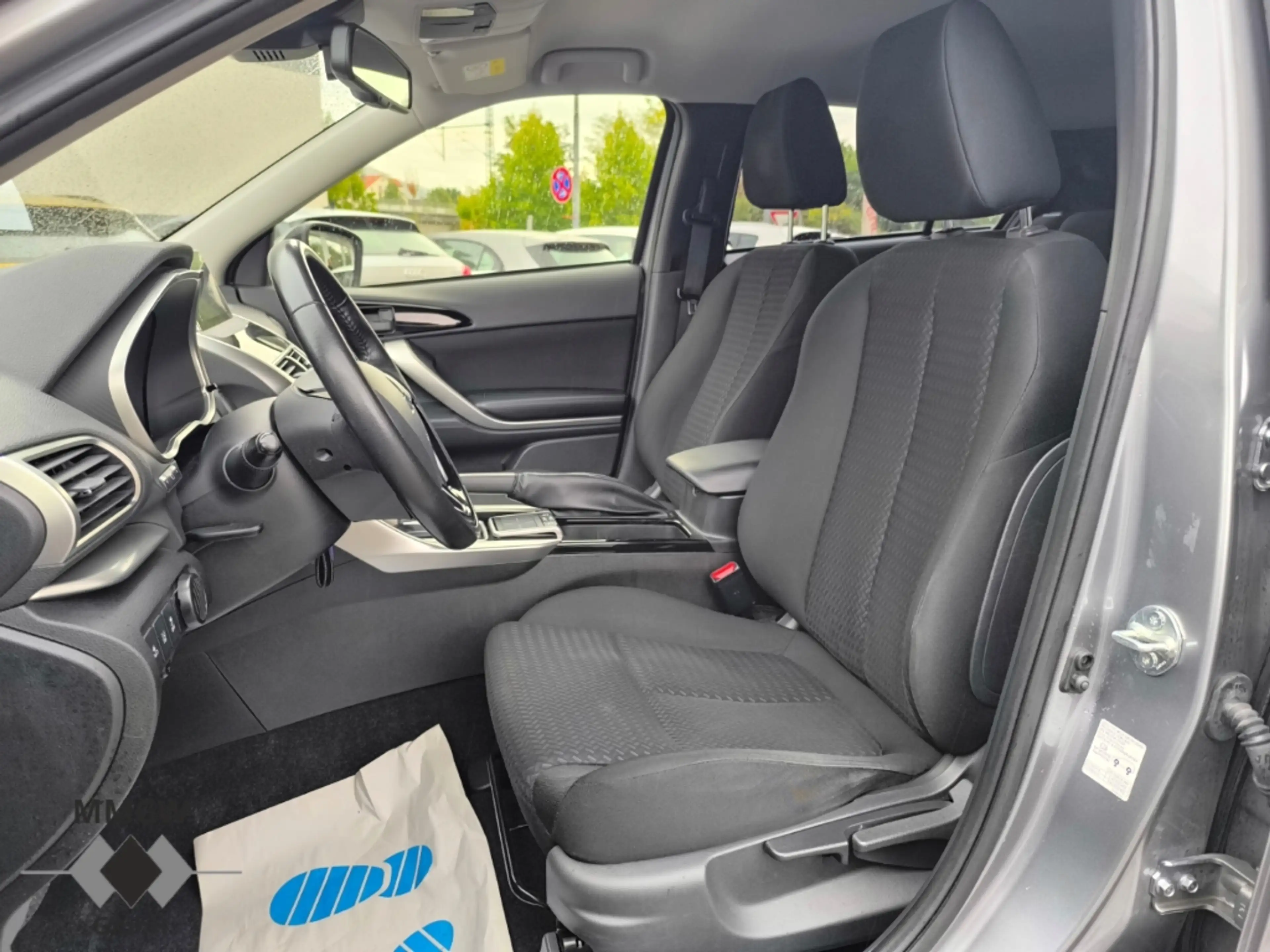 Mitsubishi Eclipse Cross Diamant Edition 2WD AHK/CarPlay/DAB/SHZ/Fahrerprof — photo 11