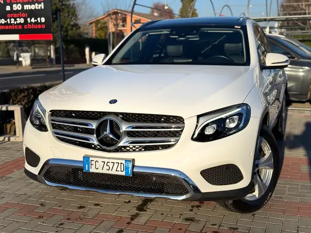 Mercedes-Benz GLC 250 GLC 220 d 4Matic Premium