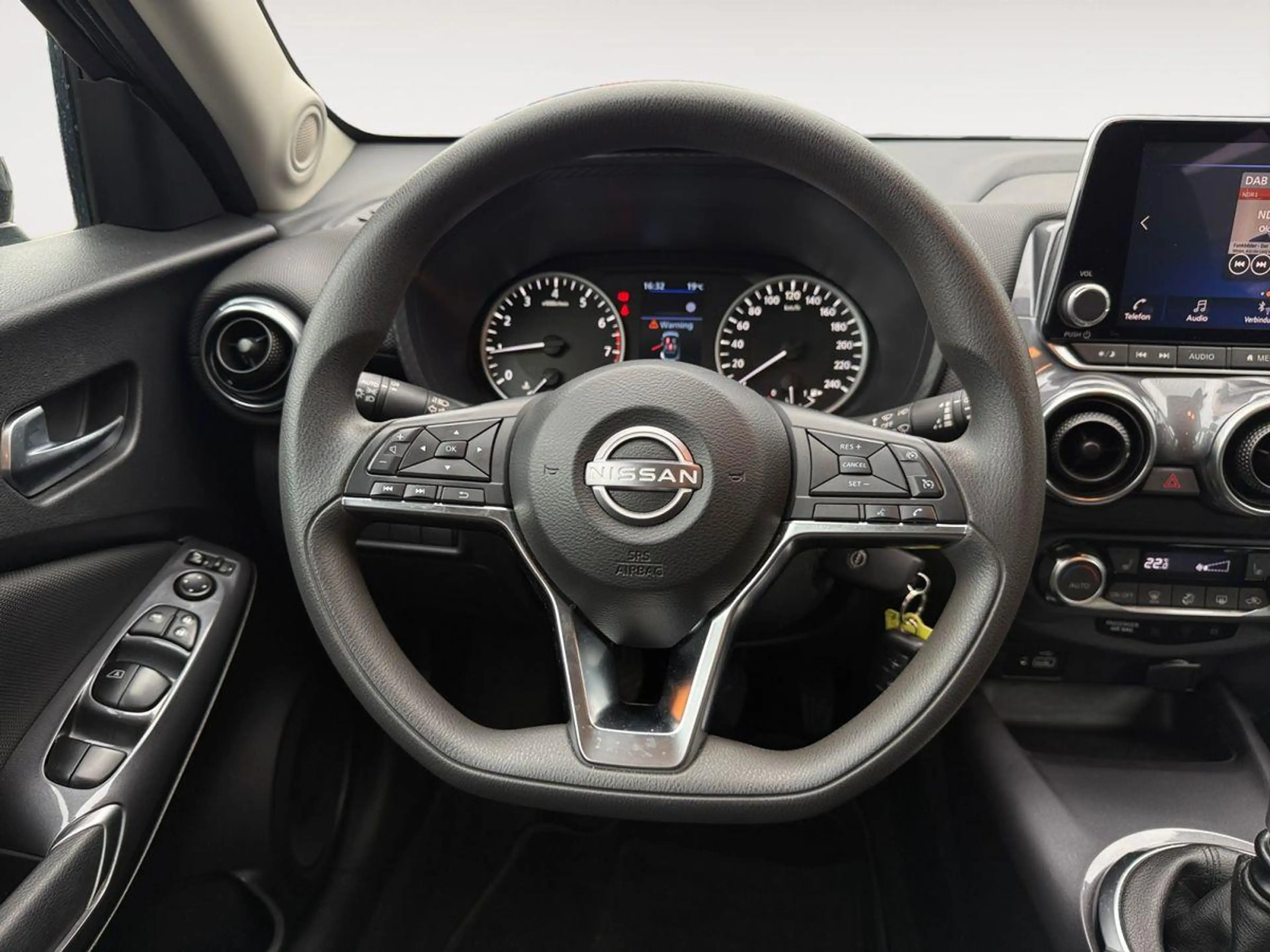 Nissan Juke 1.0 DIG-T Acenta*Komfort*SHZ*Kamera*Klimaauto — photo 12