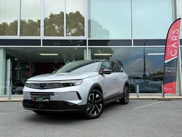 MHEV GS / CAMERA / CARPLAY / ZETEL & STUURWIELVERWARMING / ADAPTIVE CRUISECONTROL /