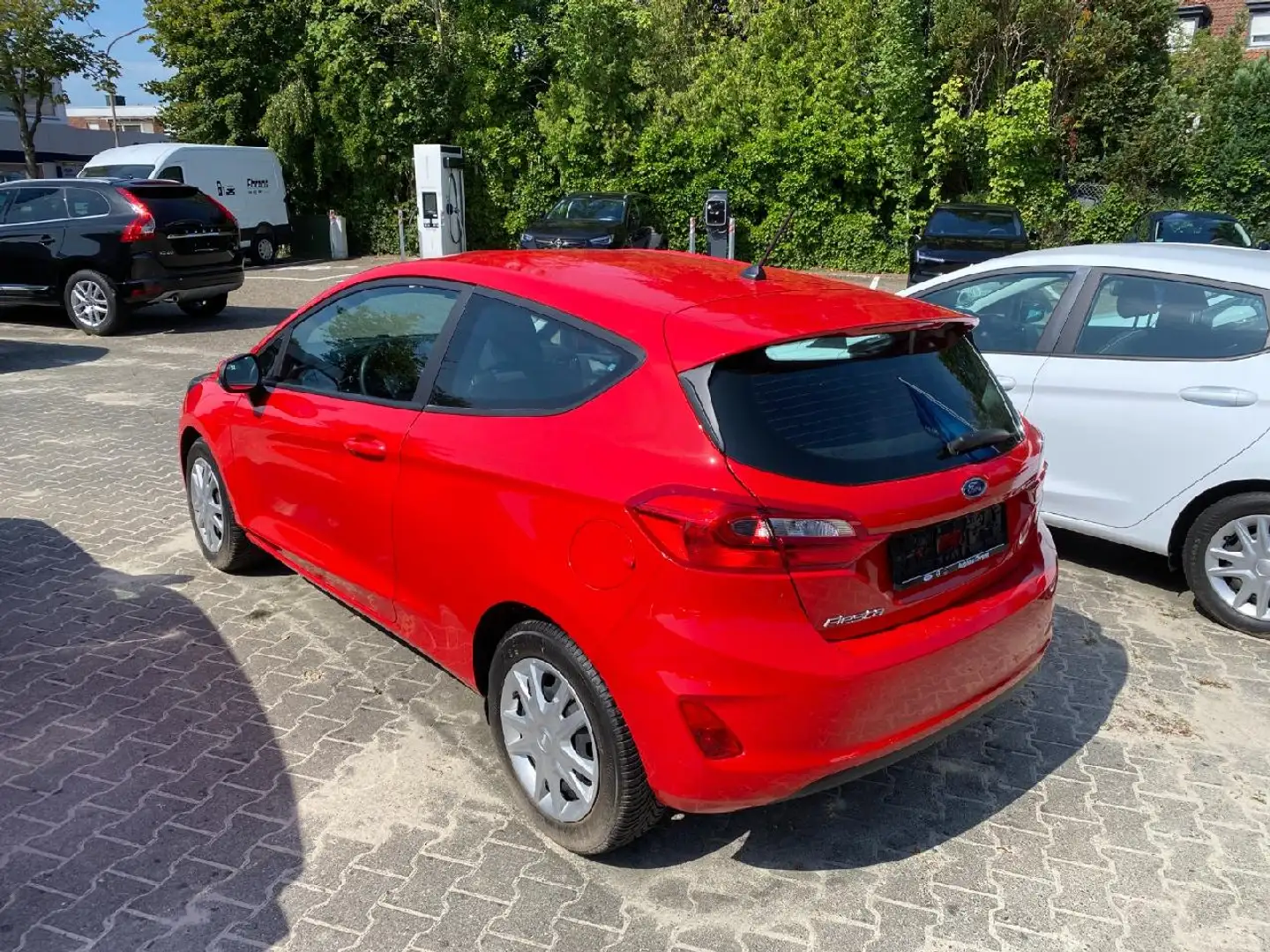 Ford Fiesta Trend Rouge - 2