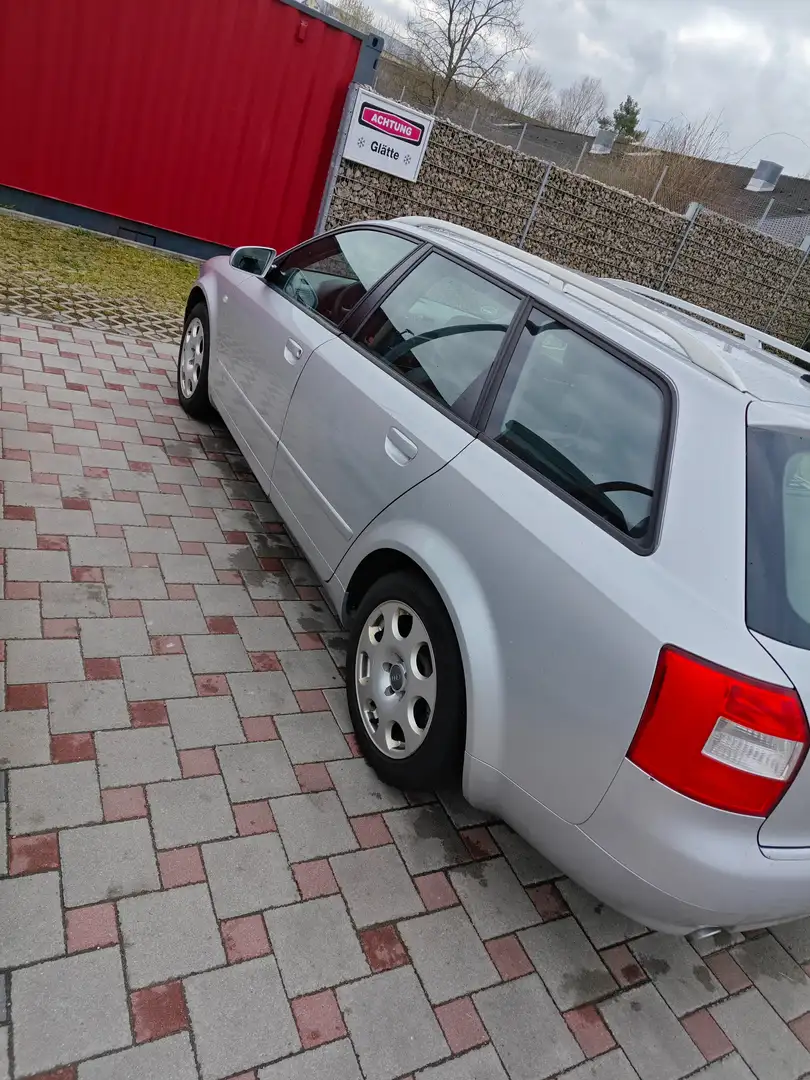 Audi A4 A4+Avant+Avant+1.8+T Silber - 2