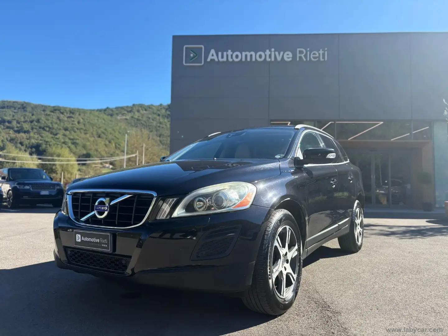 Volvo XC60 D3 Geartronic Momentum Noir - 1