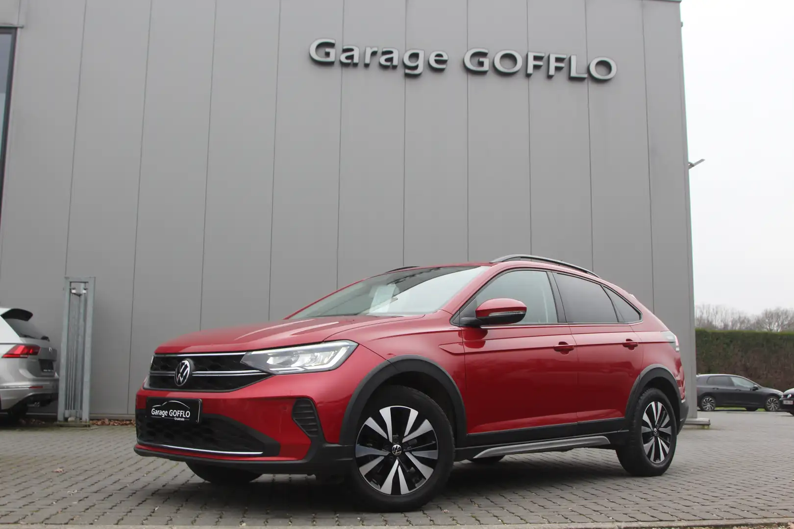 Volkswagen Taigo 1.0 TSI LIFE DSG - 65.800KM - 2022 Rojo - 2