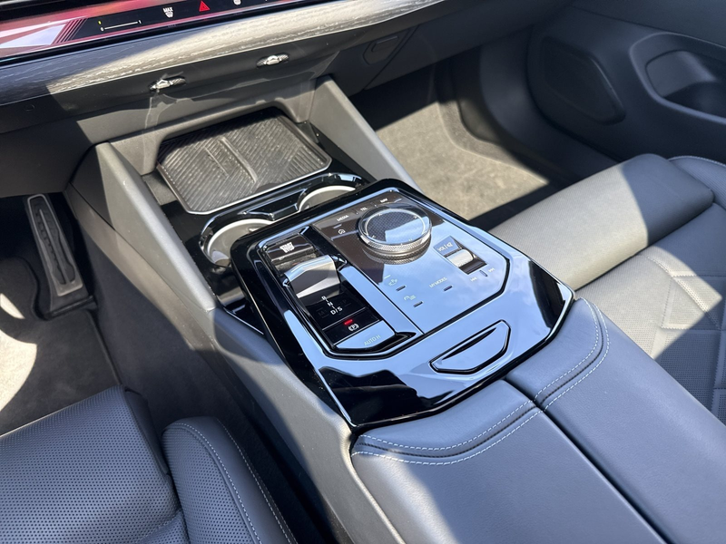 BMW 550 e xDrive Limousine 360° HEAD-UP SITZBELÜFT BT — photo 14