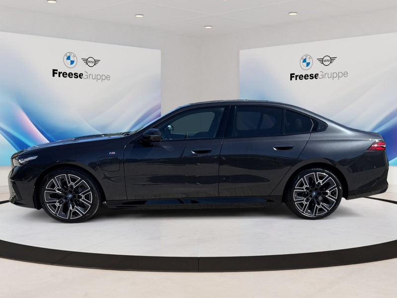 BMW 550 e xDrive Limousine 360° HEAD-UP SITZBELÜFT BT — photo 3