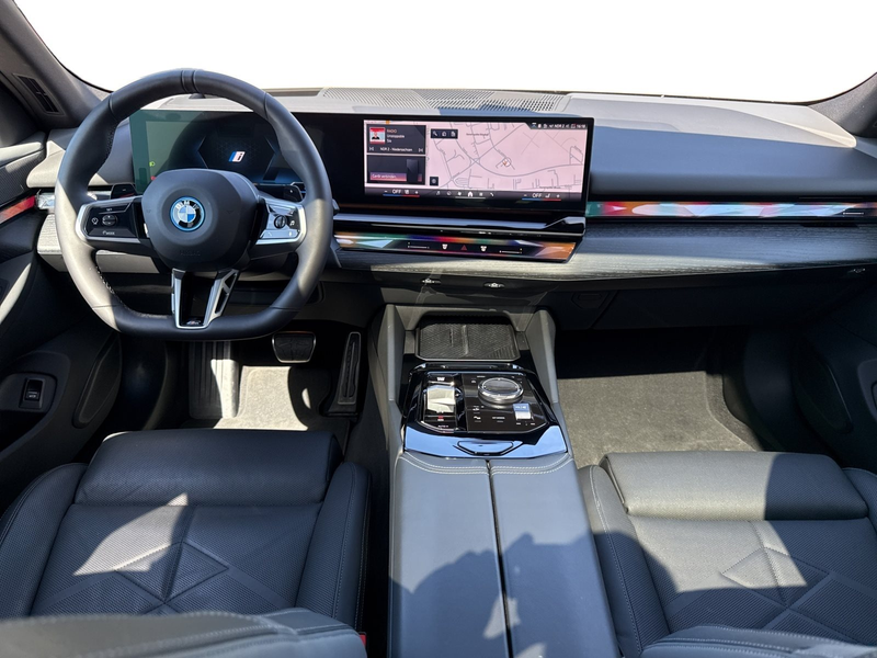 BMW 550 e xDrive Limousine 360° HEAD-UP SITZBELÜFT BT — photo 12