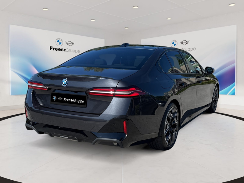 BMW 550 e xDrive Limousine 360° HEAD-UP SITZBELÜFT BT — photo 6