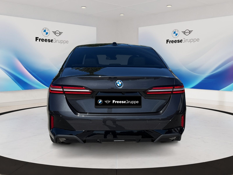 BMW 550 e xDrive Limousine 360° HEAD-UP SITZBELÜFT BT — photo 5