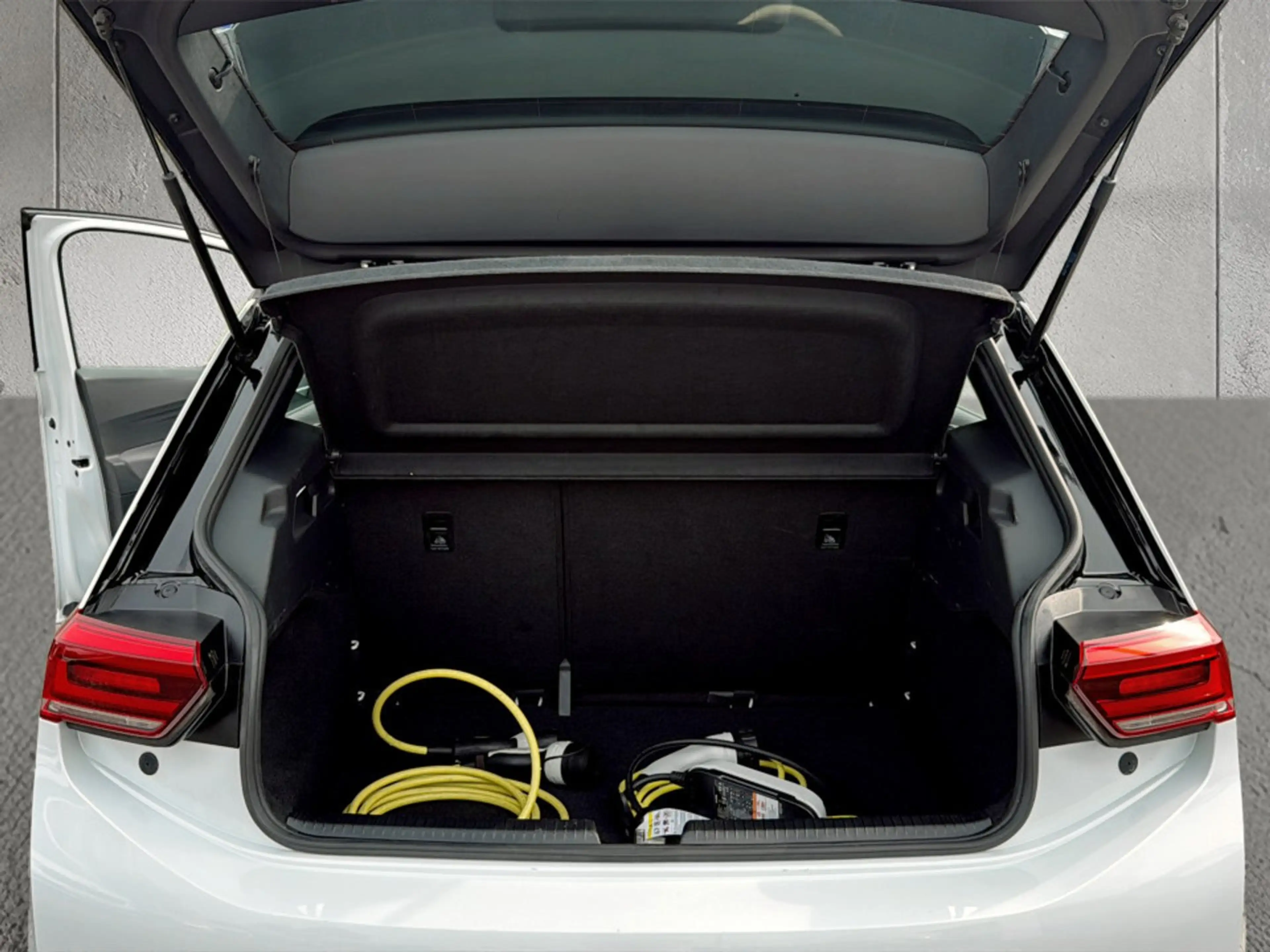 Volkswagen ID.3 Pro 107 kW Life — photo 12