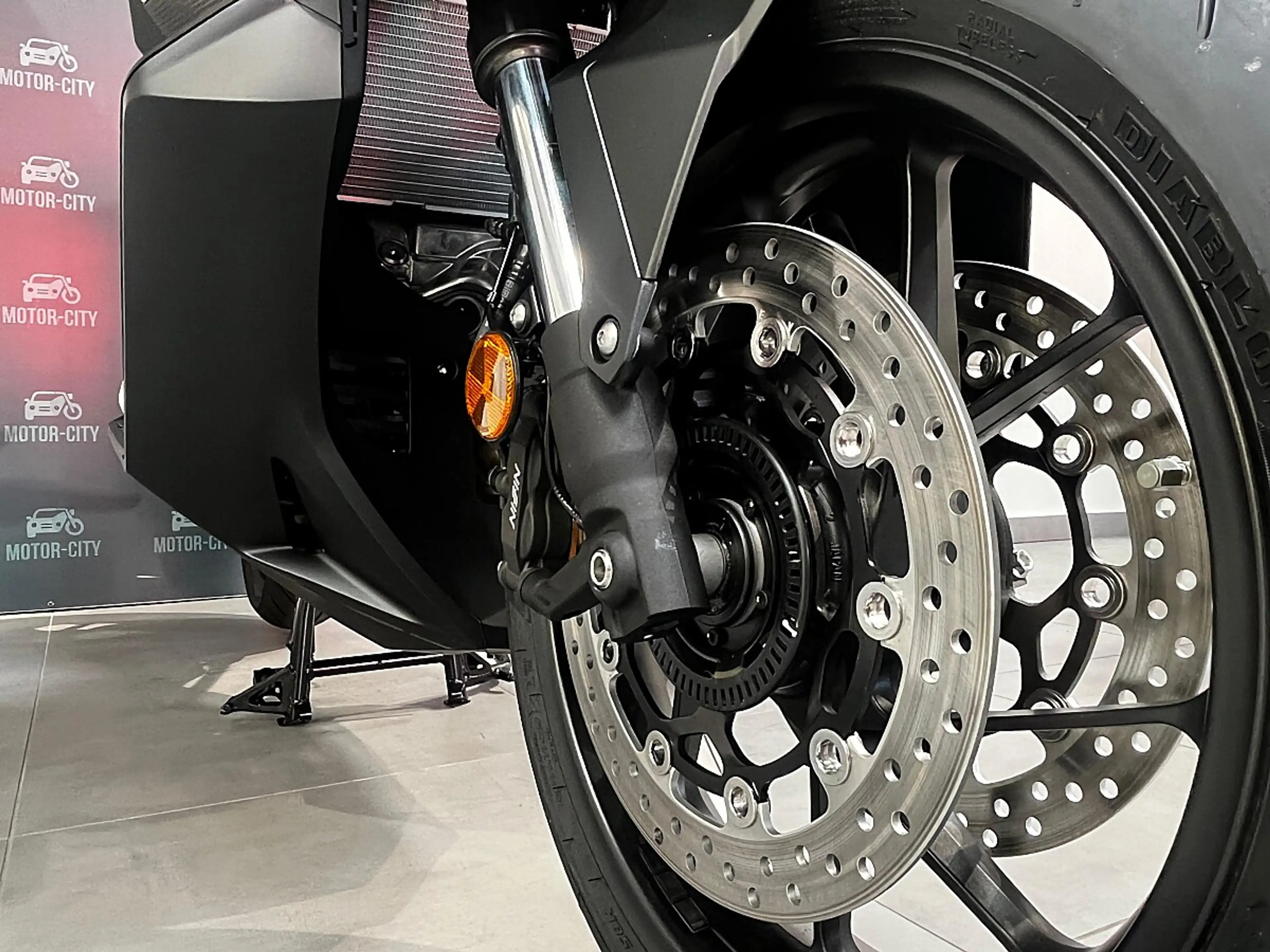 Honda Forza 125 Forza750 — photo 6