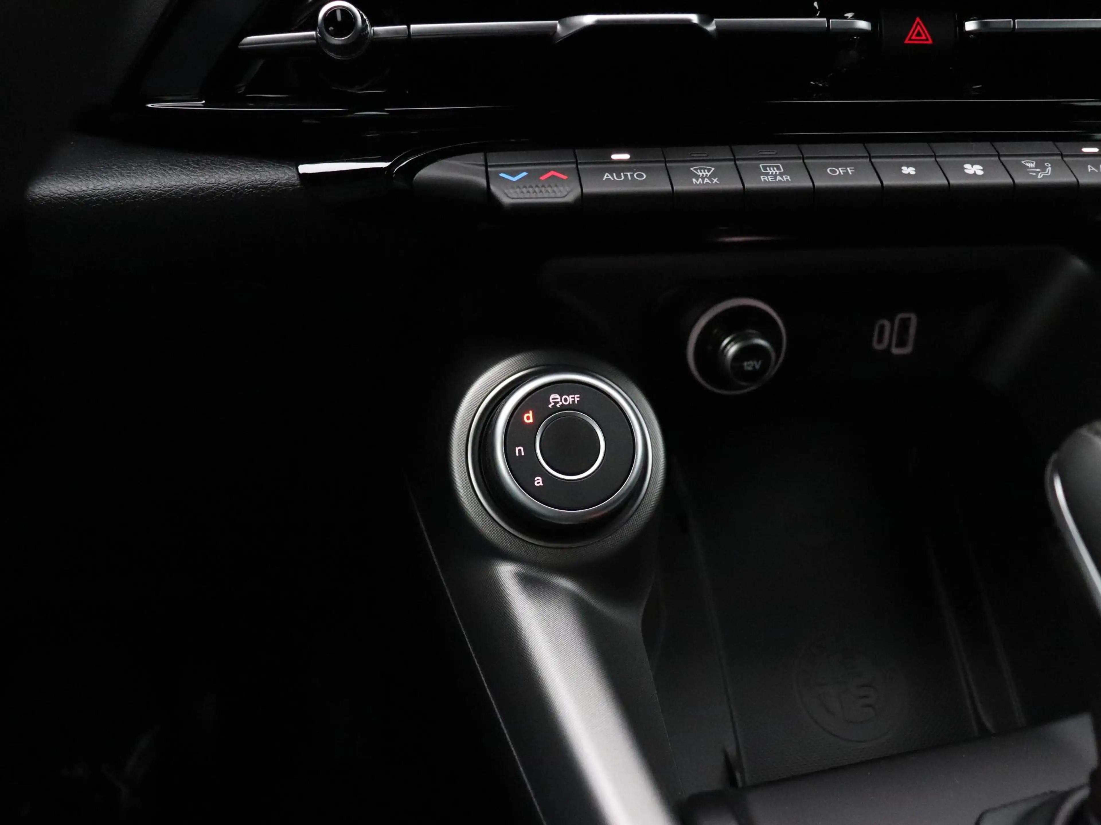 Alfa Romeo Tonale 1.5T Hybrid Sprint | NIEUW! | AUT. | 360° CAMERA | — photo 21