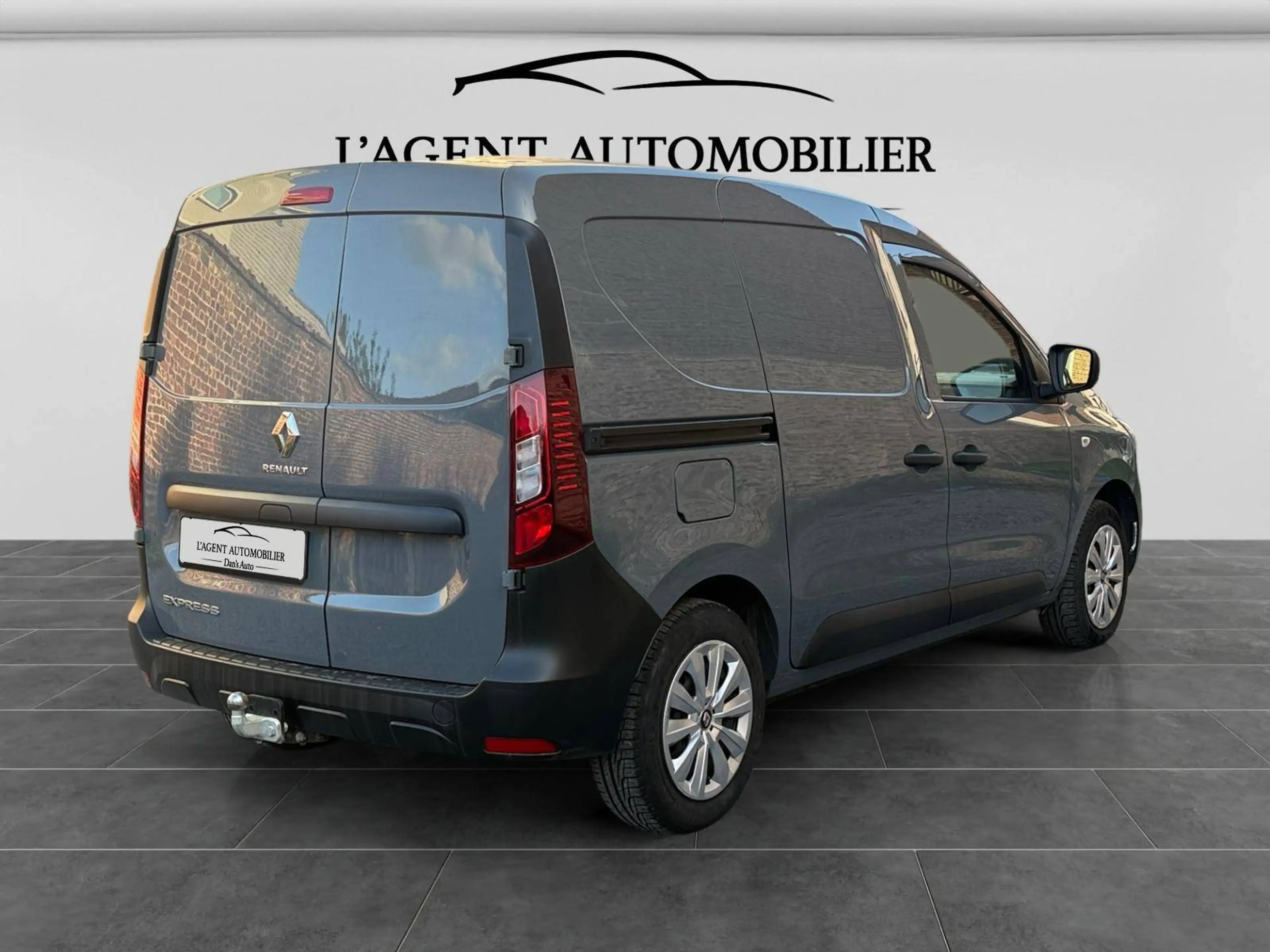 Renault Express Express 1.5 Blue dCi Confort S/S (EU6d) — photo 8