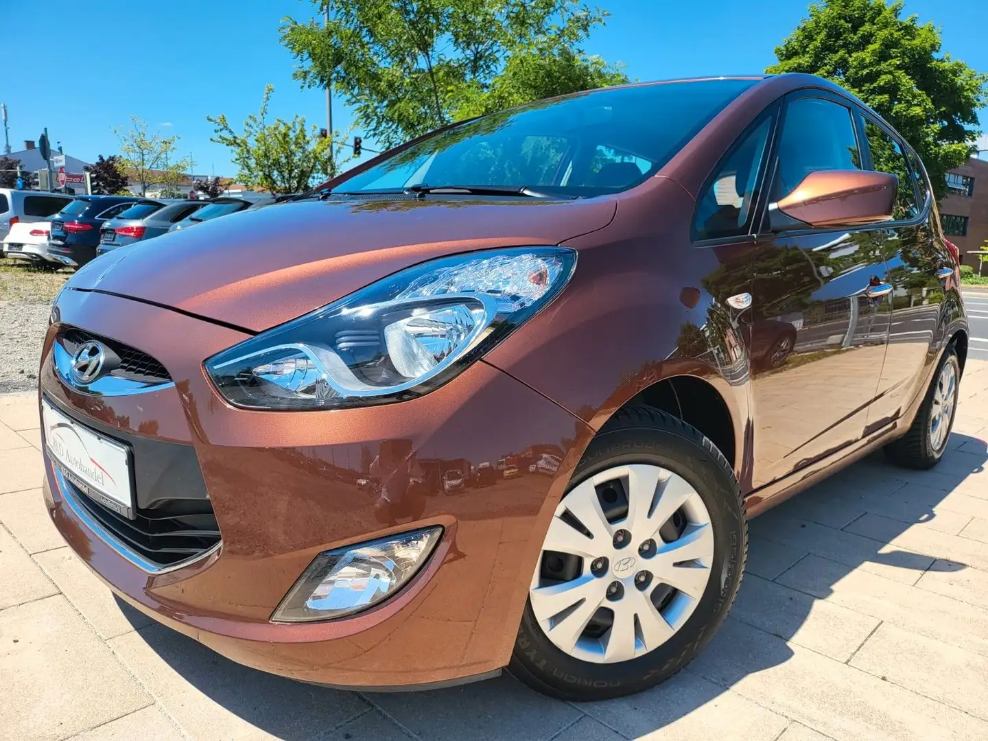 Hyundai iX20 FIFA world Cup Edition Klima Braun - 1