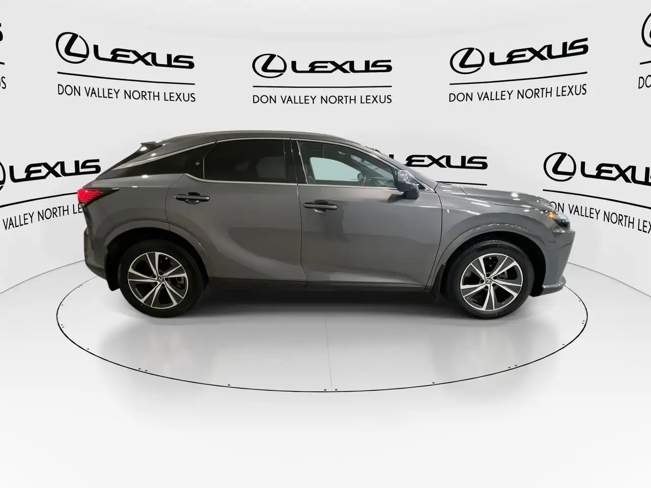 Lexus RX photo Lexus RX