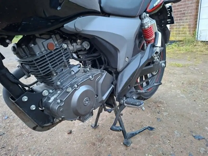 Mash Café Racer - foto 2