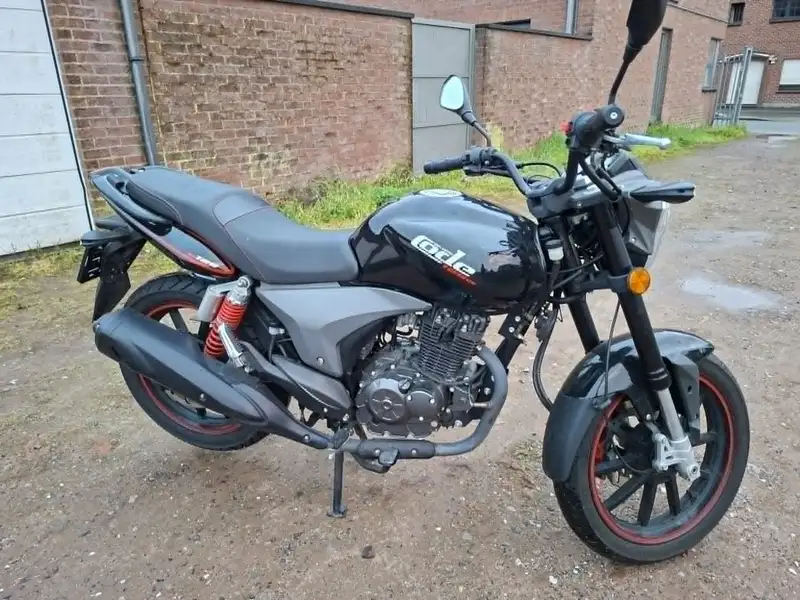 Mash Café Racer - foto 6