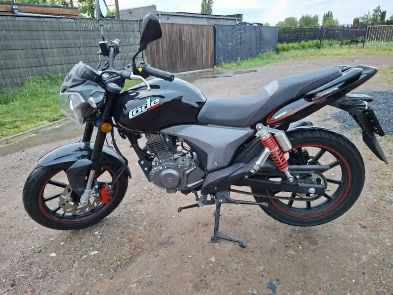 Mash Café Racer - foto 5