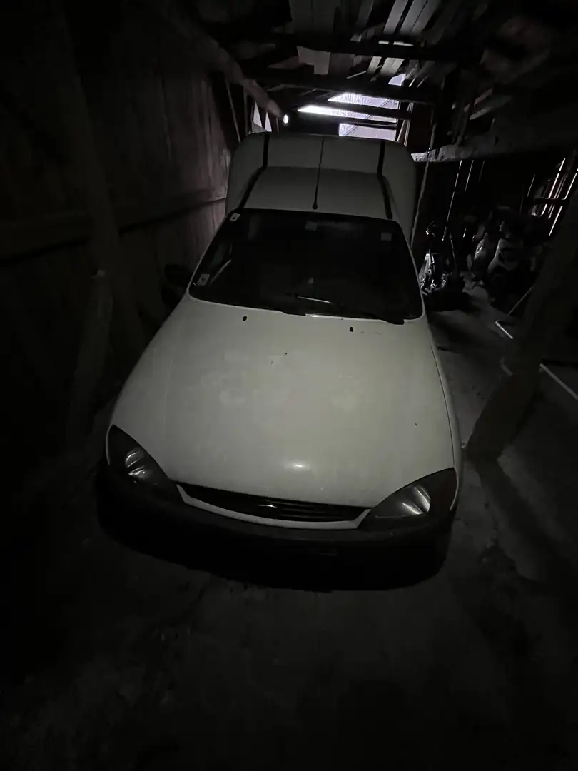 Ford Courier Kastenwagen Fehér - 1